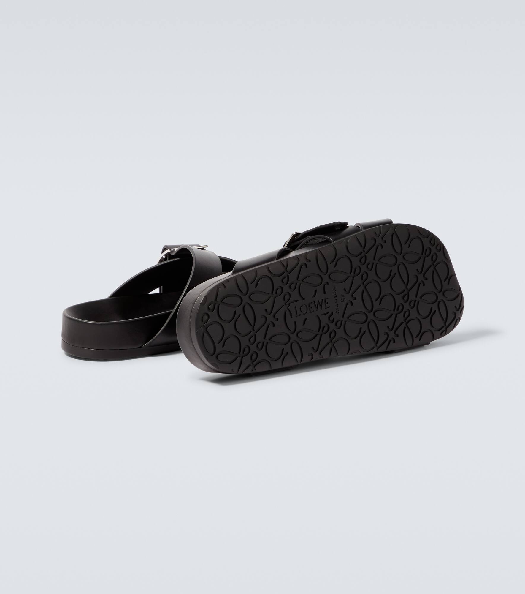 Paula's Ibiza Ease Buckle leather sandals - 7