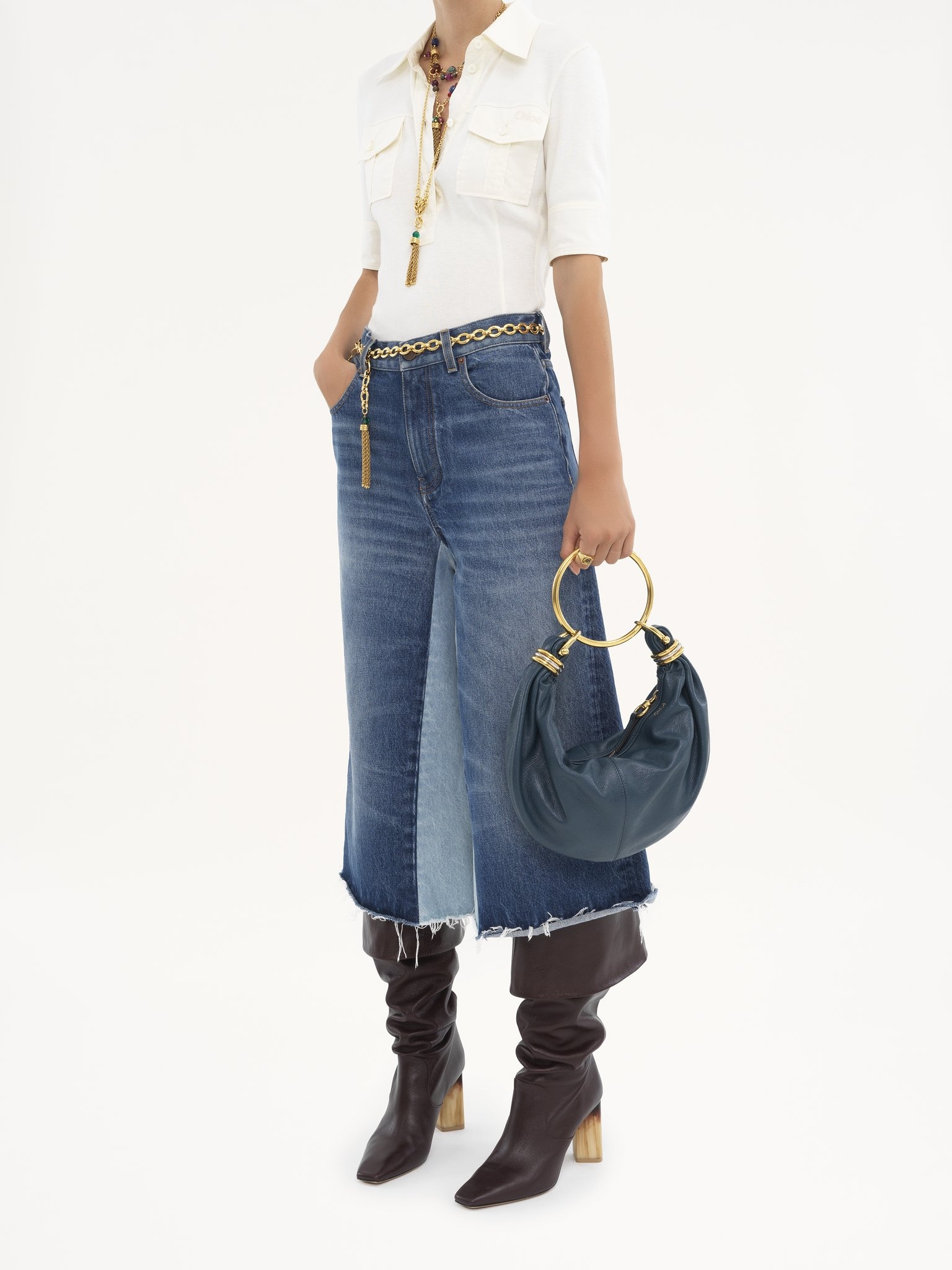 SMALL BRACELET HOBO BAG IN GRAINED LEATHER - 7