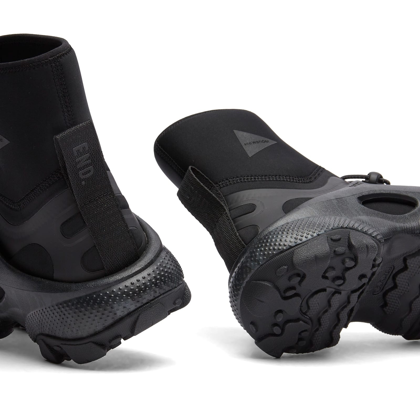 END. x and wander x Crocs Trailbreak - 5