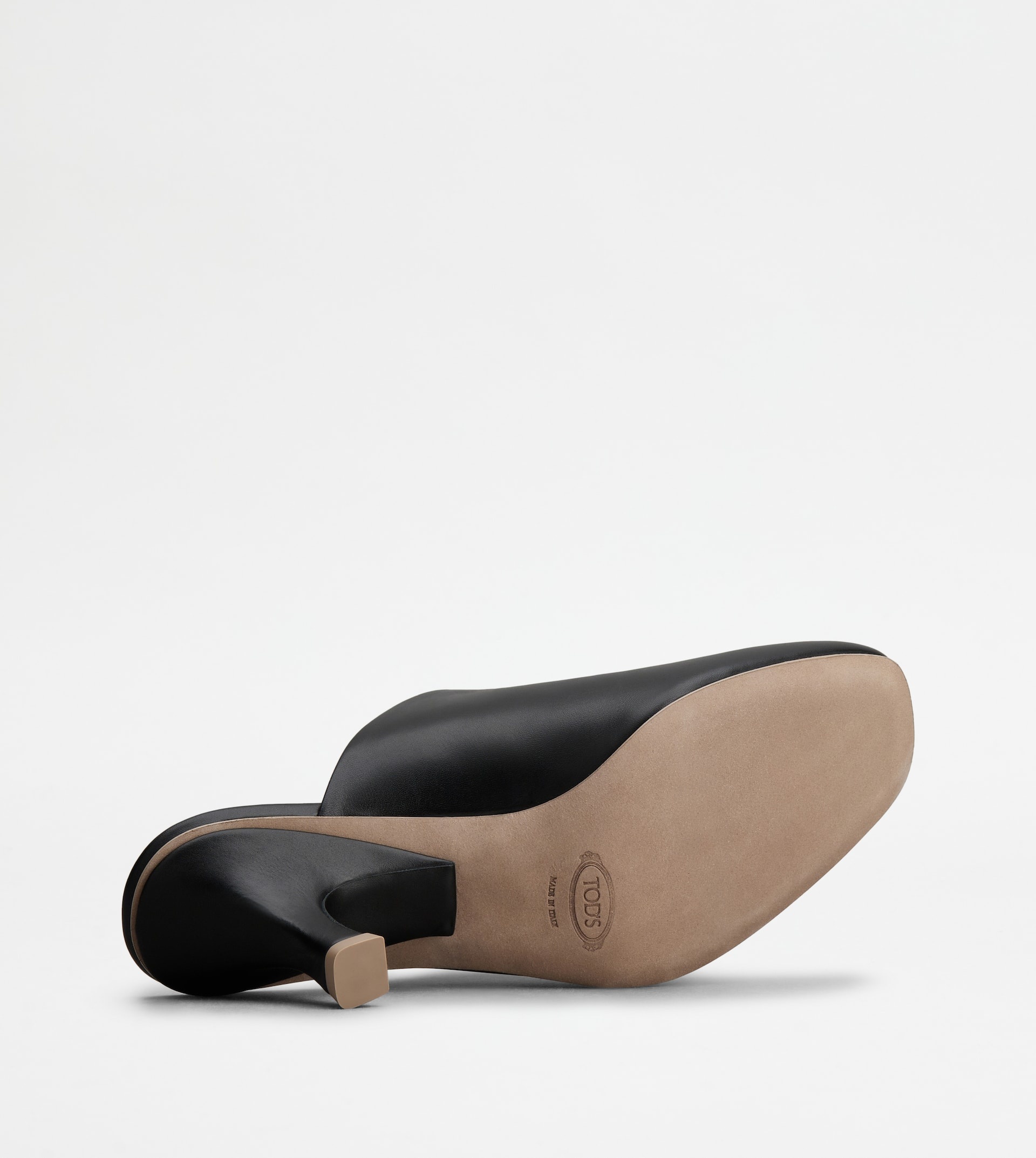 MULES IN LEATHER - BLACK - 5
