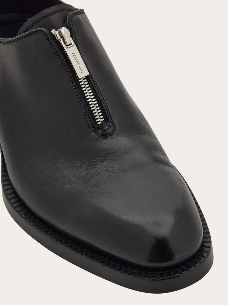 Derby shoe with zip detail 7