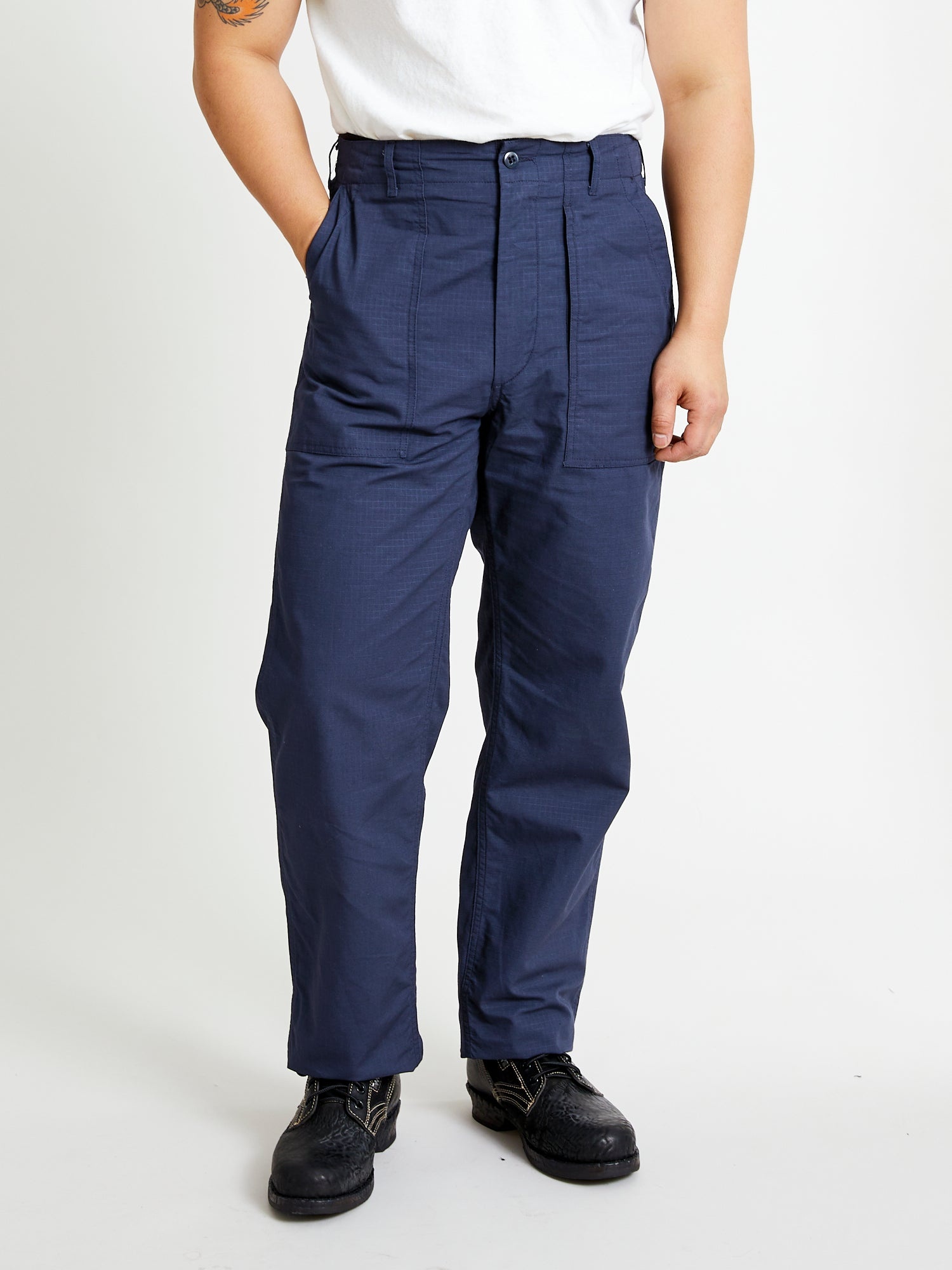 パンツ ENGINEERED GARMENTS / fatigue pants Engineered Garments - Fatigue Pants - Olive Cotton