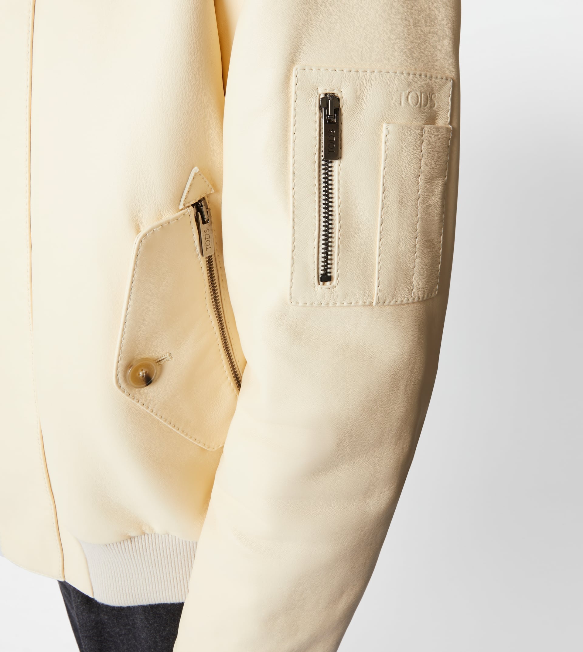 BOMBER JACKET IN NAPPA LEATHER - WHITE - 6