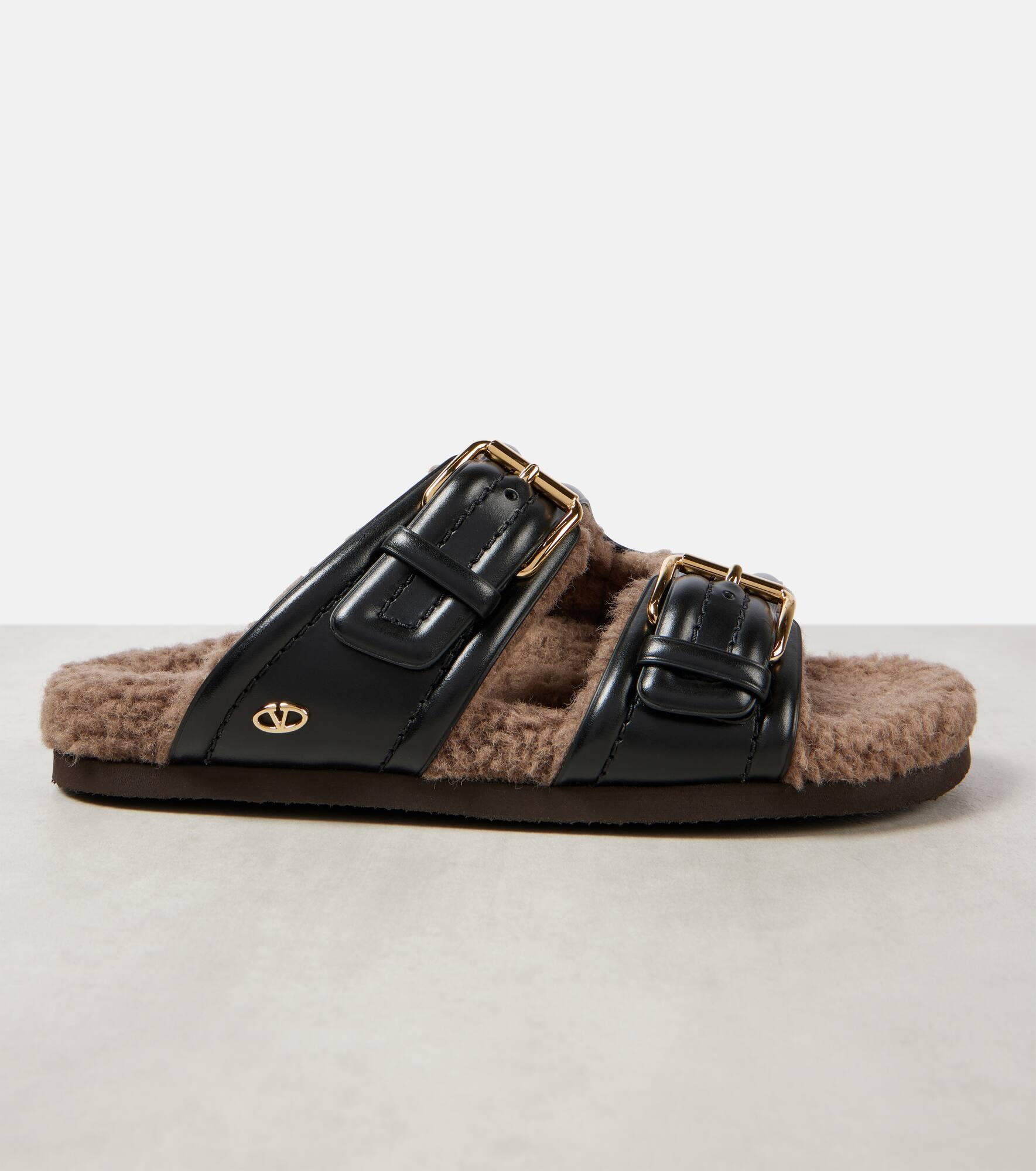 Faux fur-trimmed leather sandals - 6