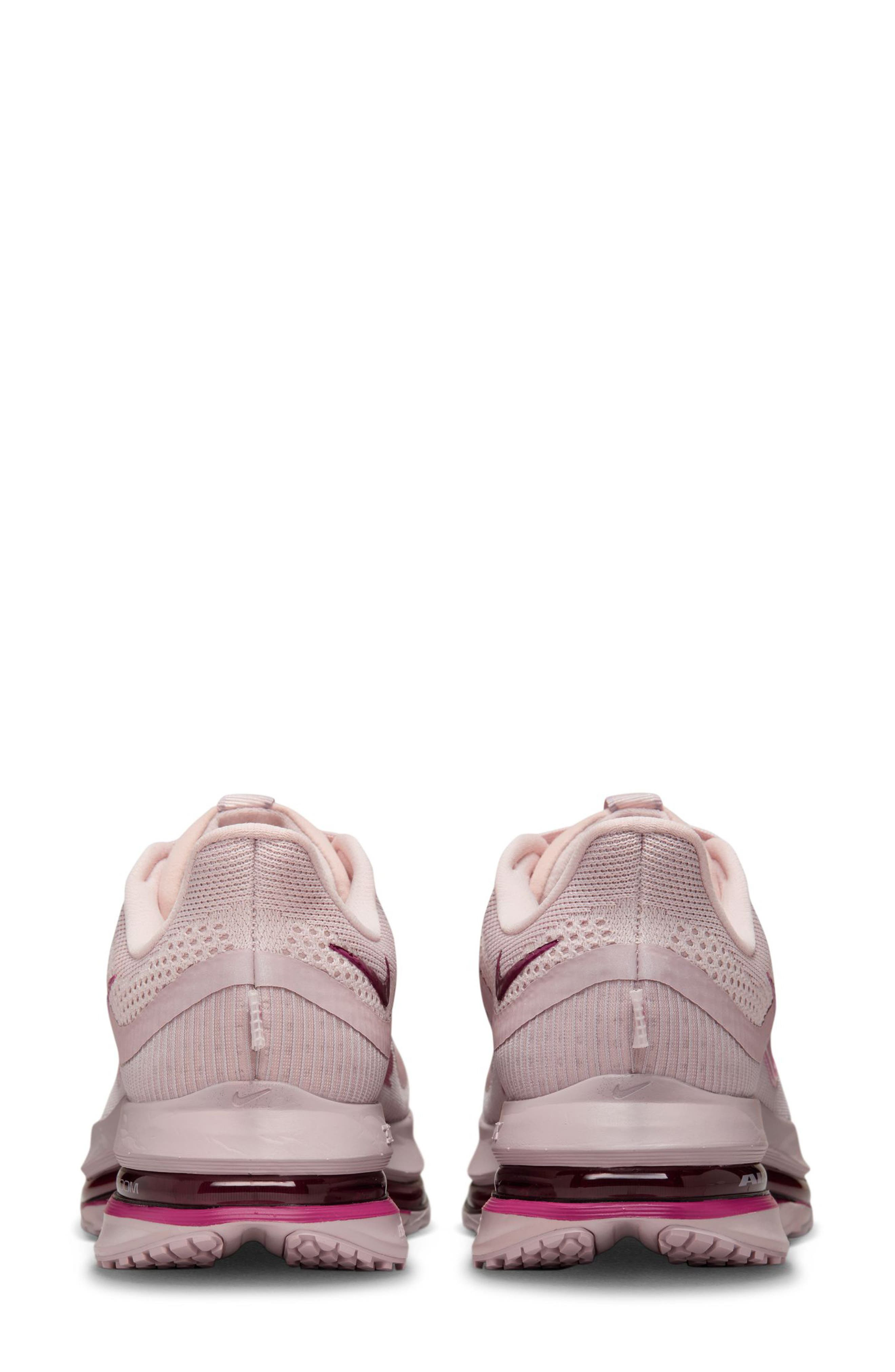 Nike Pegasus Premium Running Shoe in 604 Silred/swtbt at Nordstrom - 5