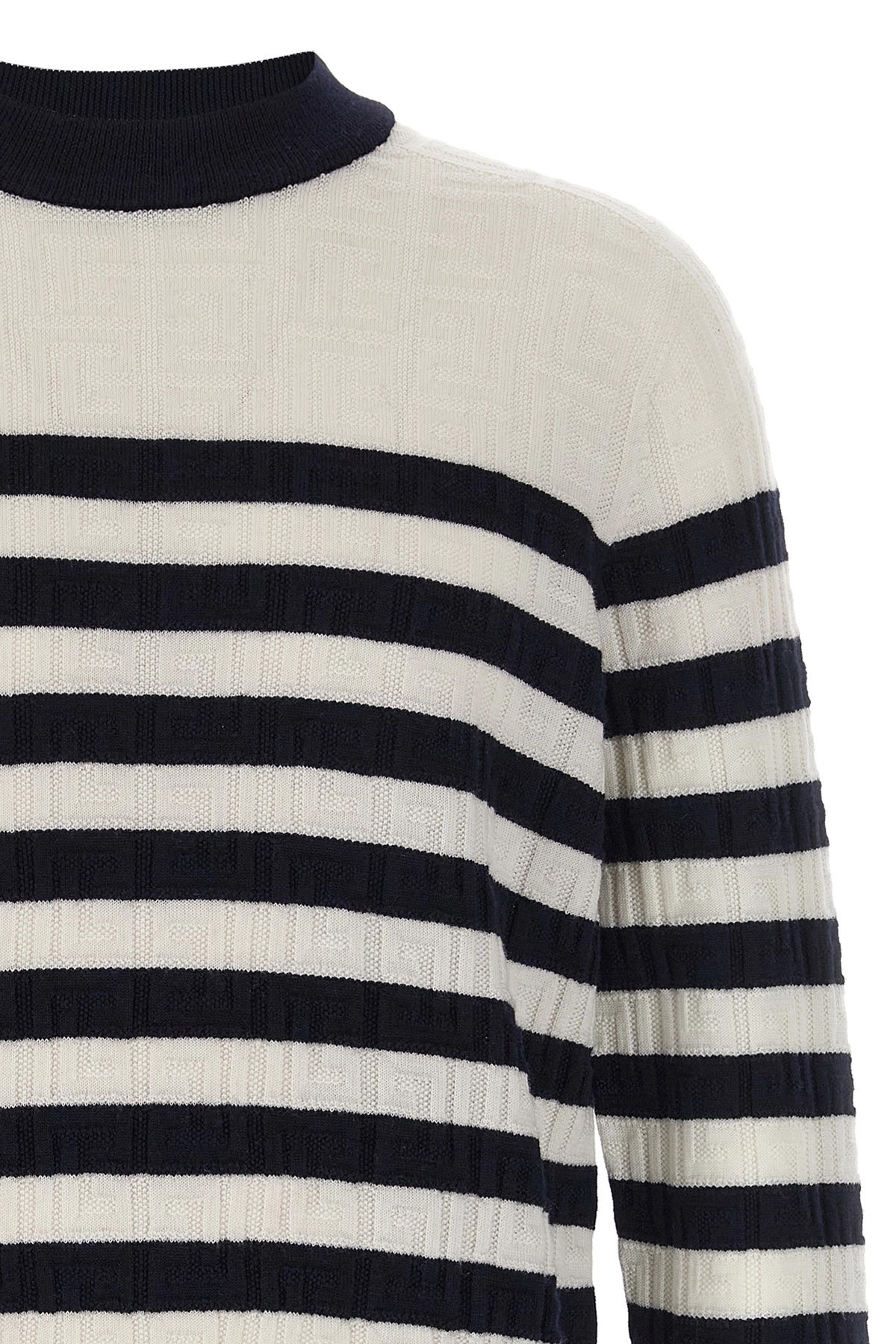 'PB' sweater - 4