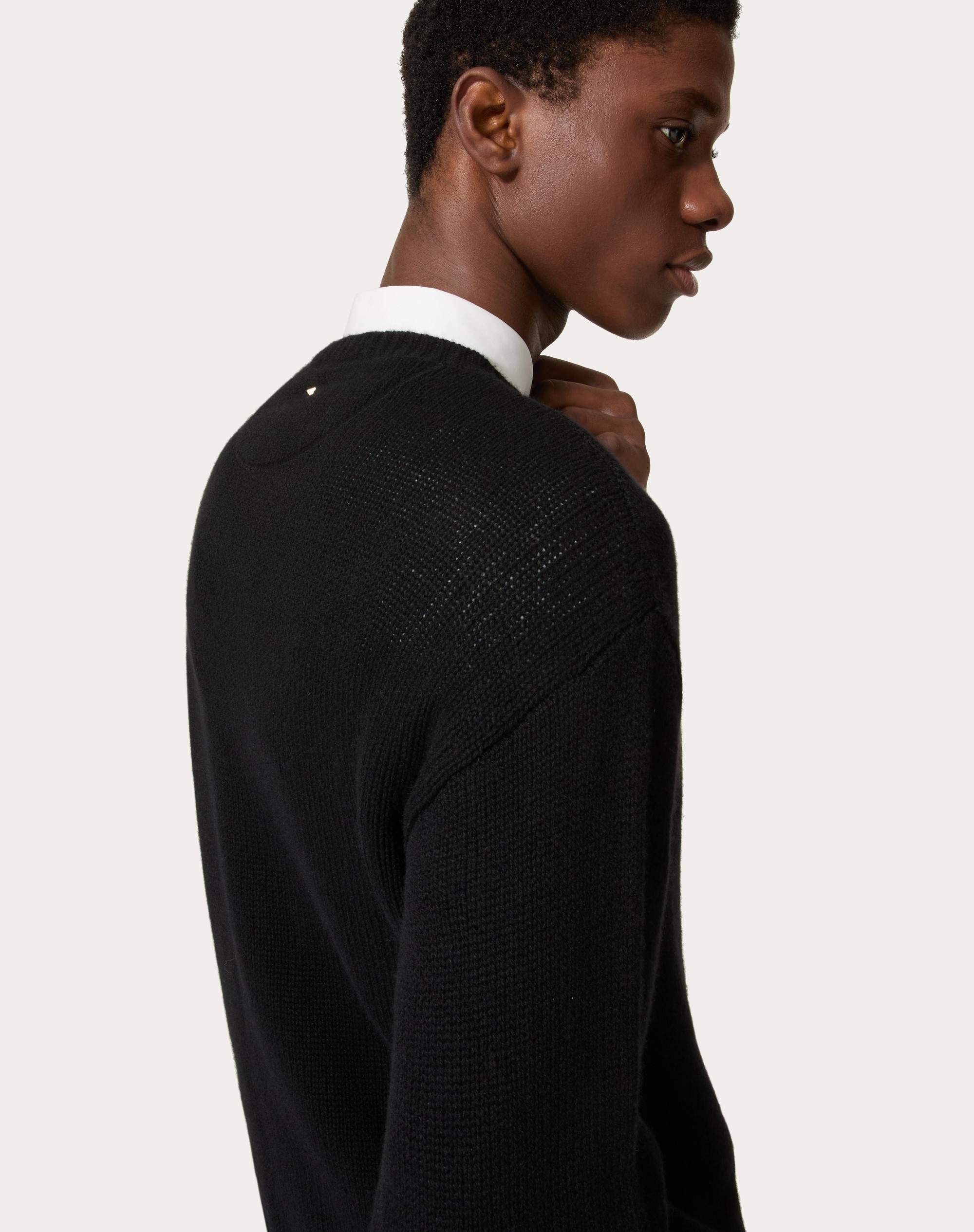 CASHMERE CREWNECK SWEATER WITH STUD - 5