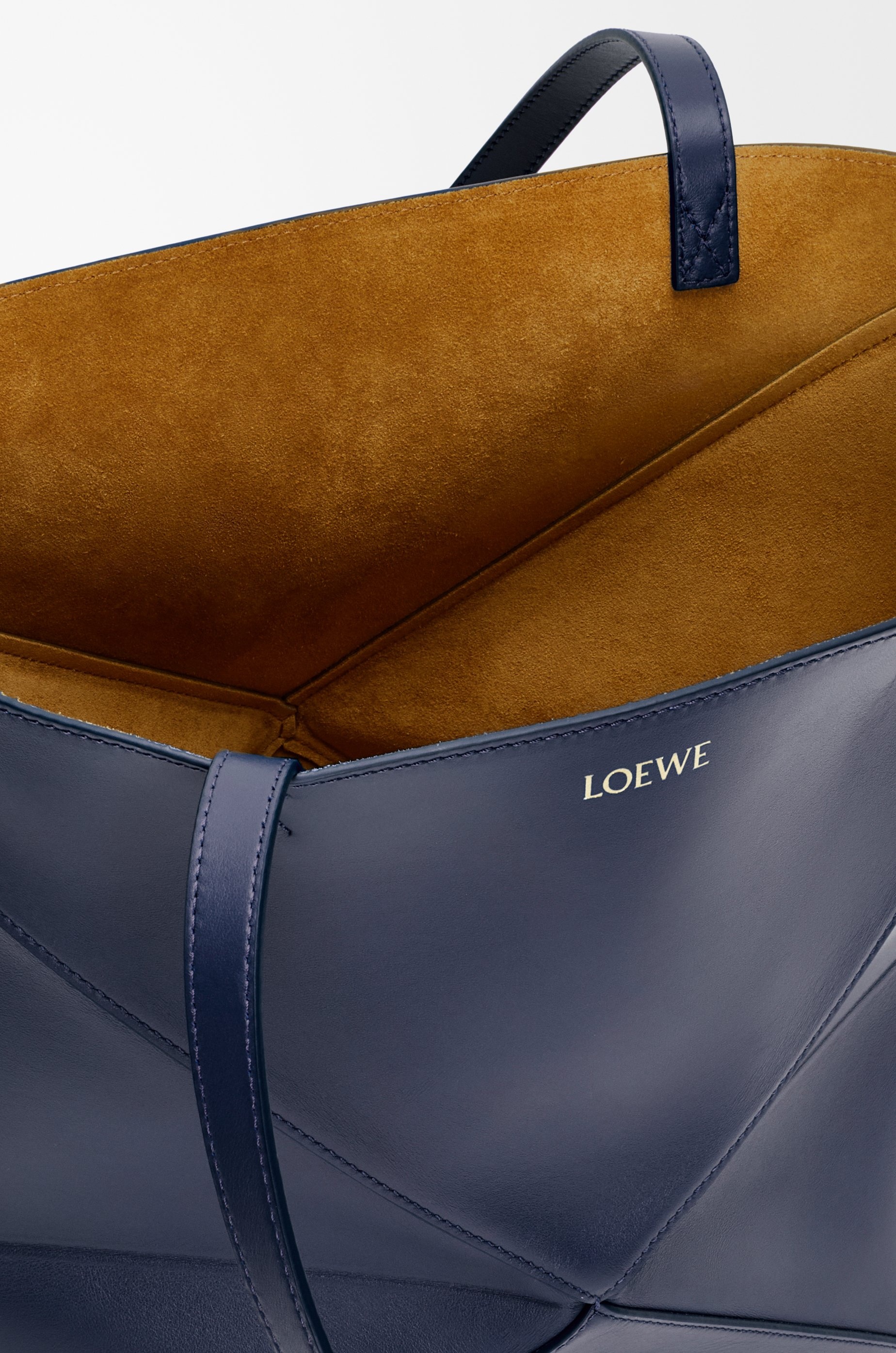 Puzzle Fold Tote in shiny calfskin - 8