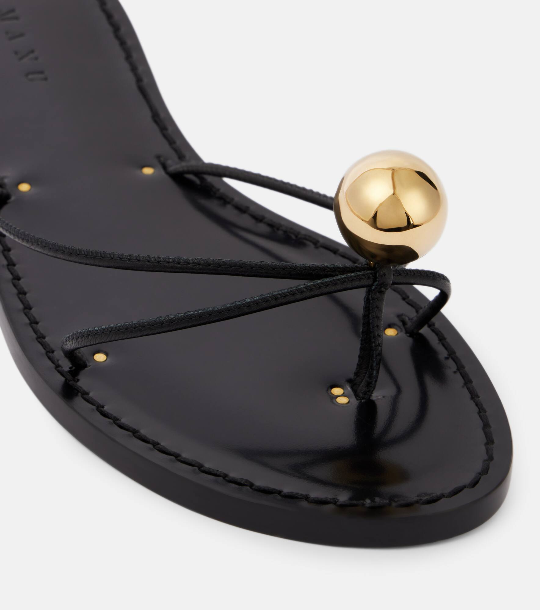 Malawi embellished leather thong sandals - 5