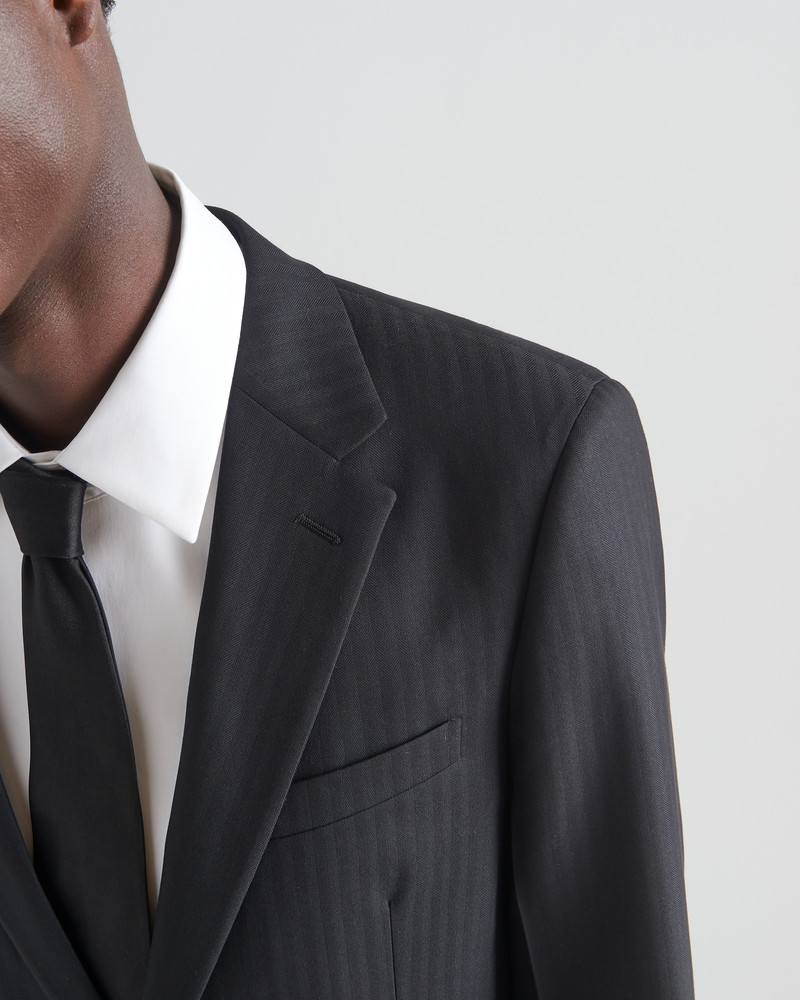 Single-breasted wool suit 3