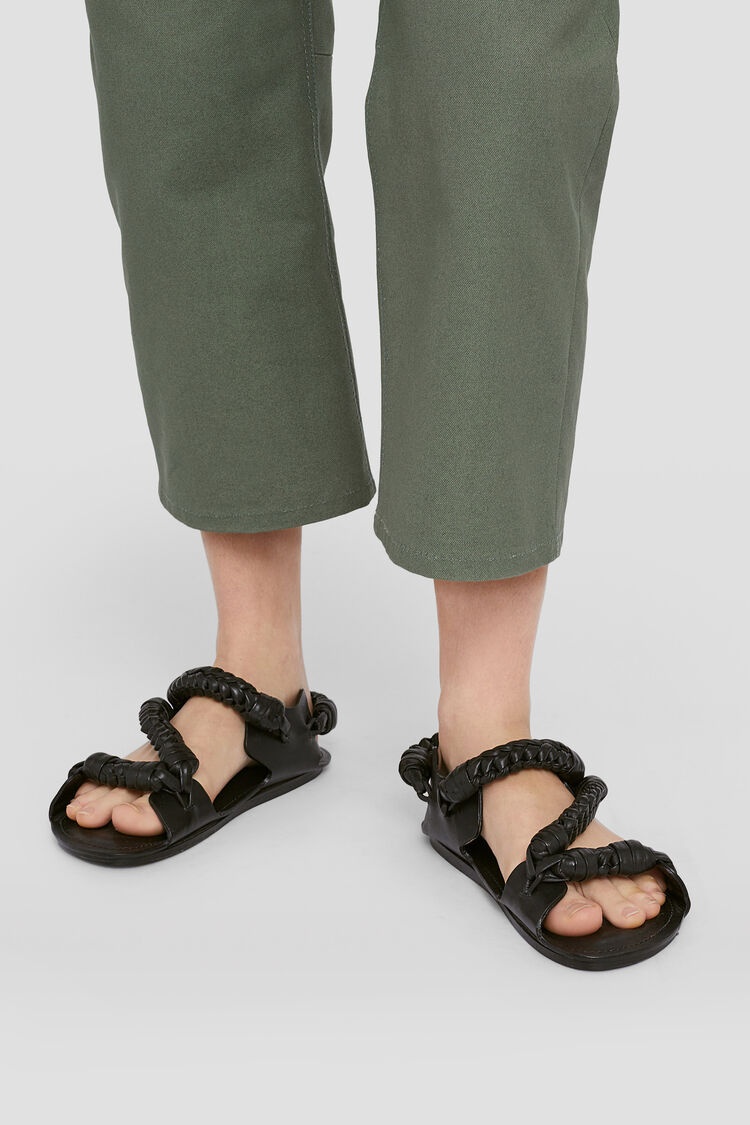 Flat Sandals - 7