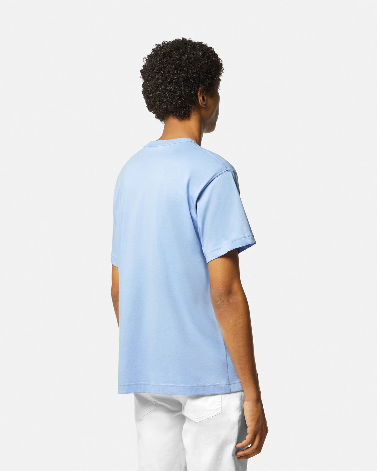 V-Emblem Logo T-Shirt - 5
