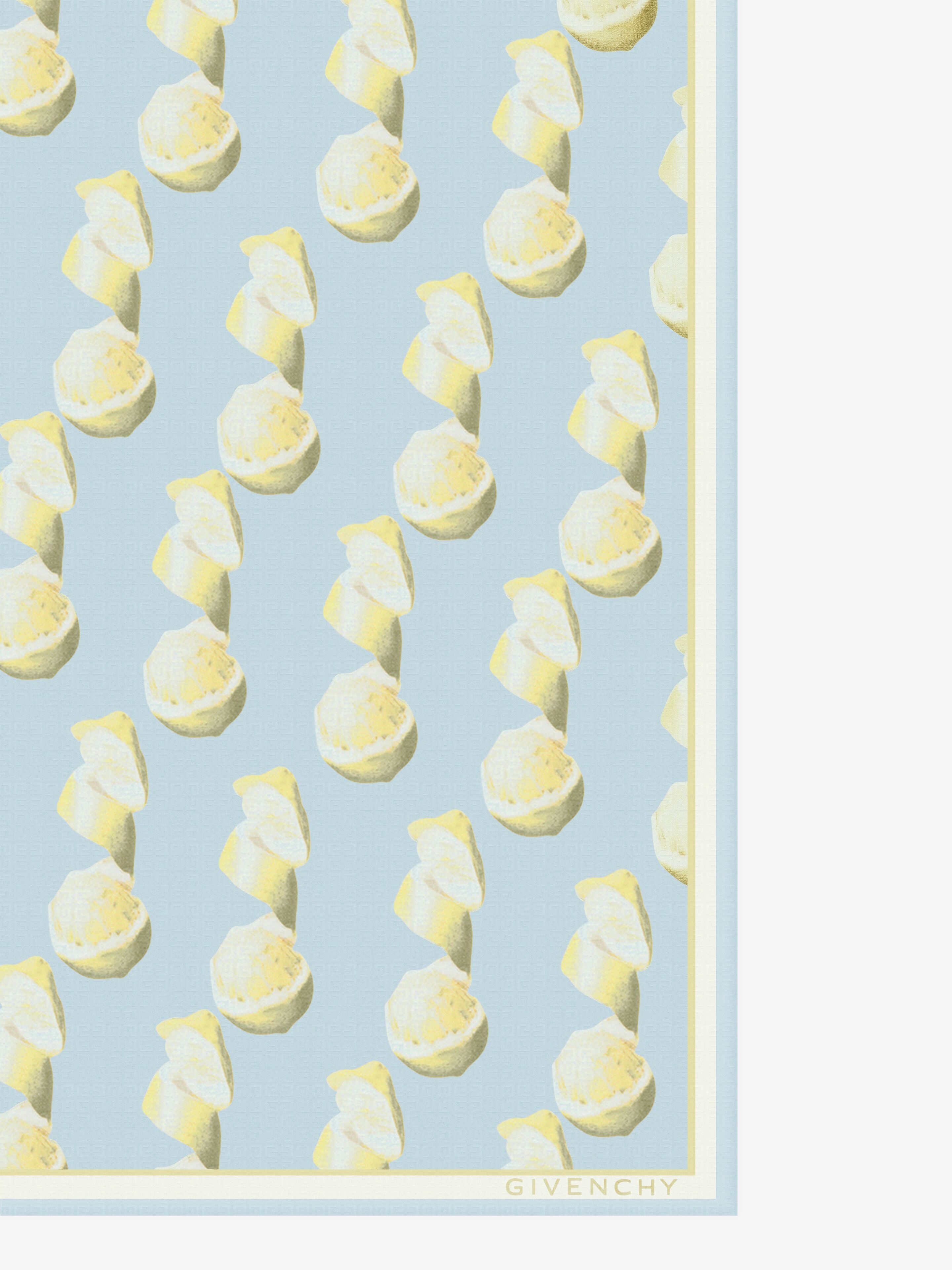 LARGE PRINTED SQUARE IN SILK 4G JACQUARD - 2