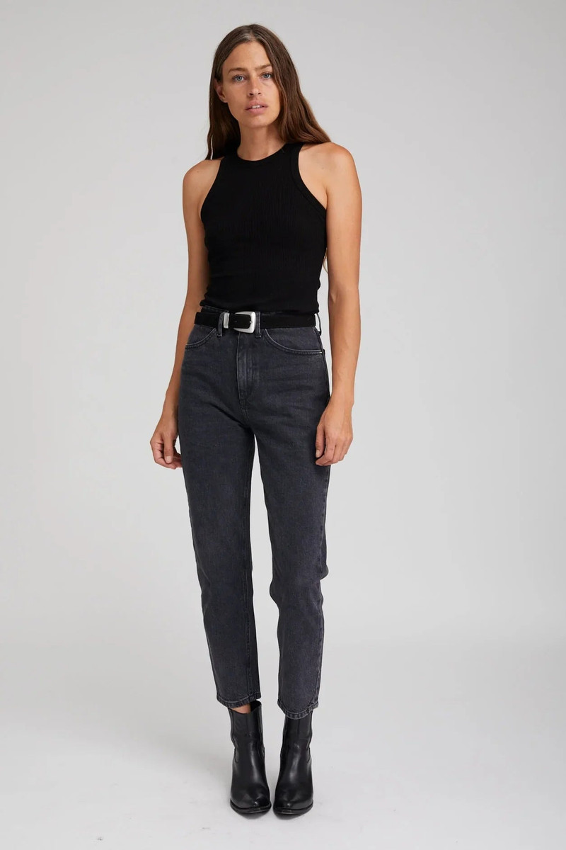 TAPERED STRAIGHT LEG DENIM 1