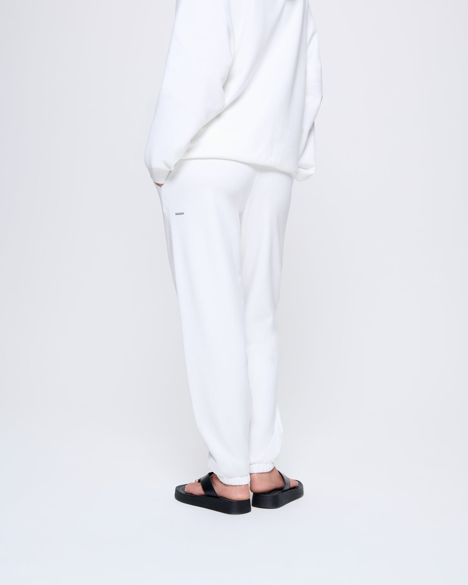 Womens 365 Midweight Track Pants - Off-White - 5