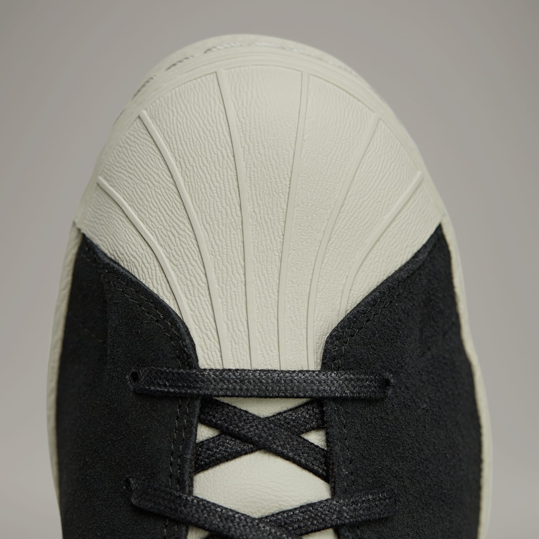 Y-3 Pro Model - 10