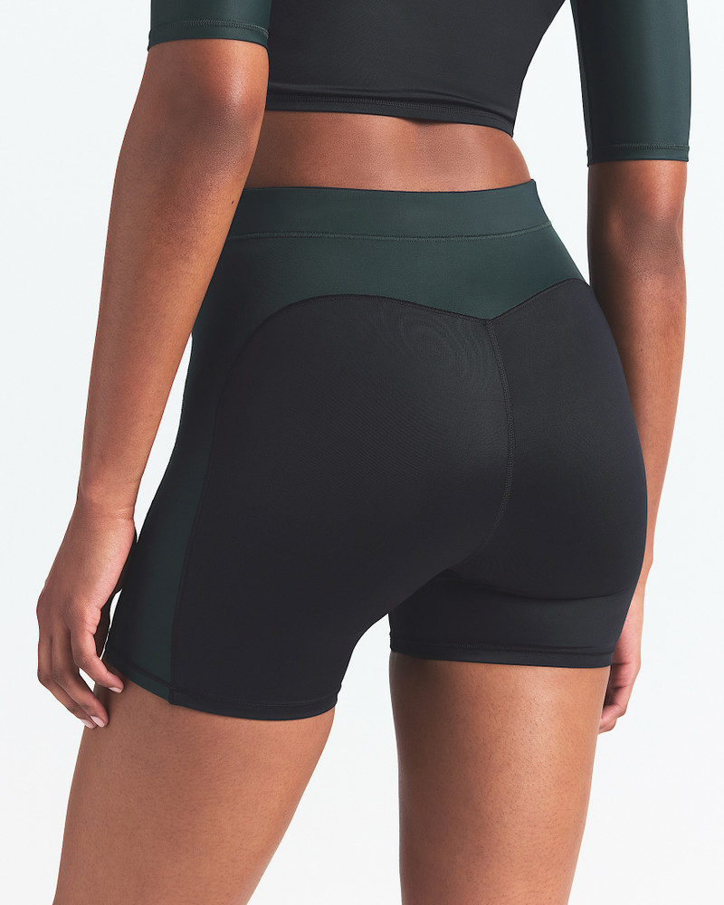 NikeSKIMS Shine Women's High-Waisted 5" Biker Shorts 3