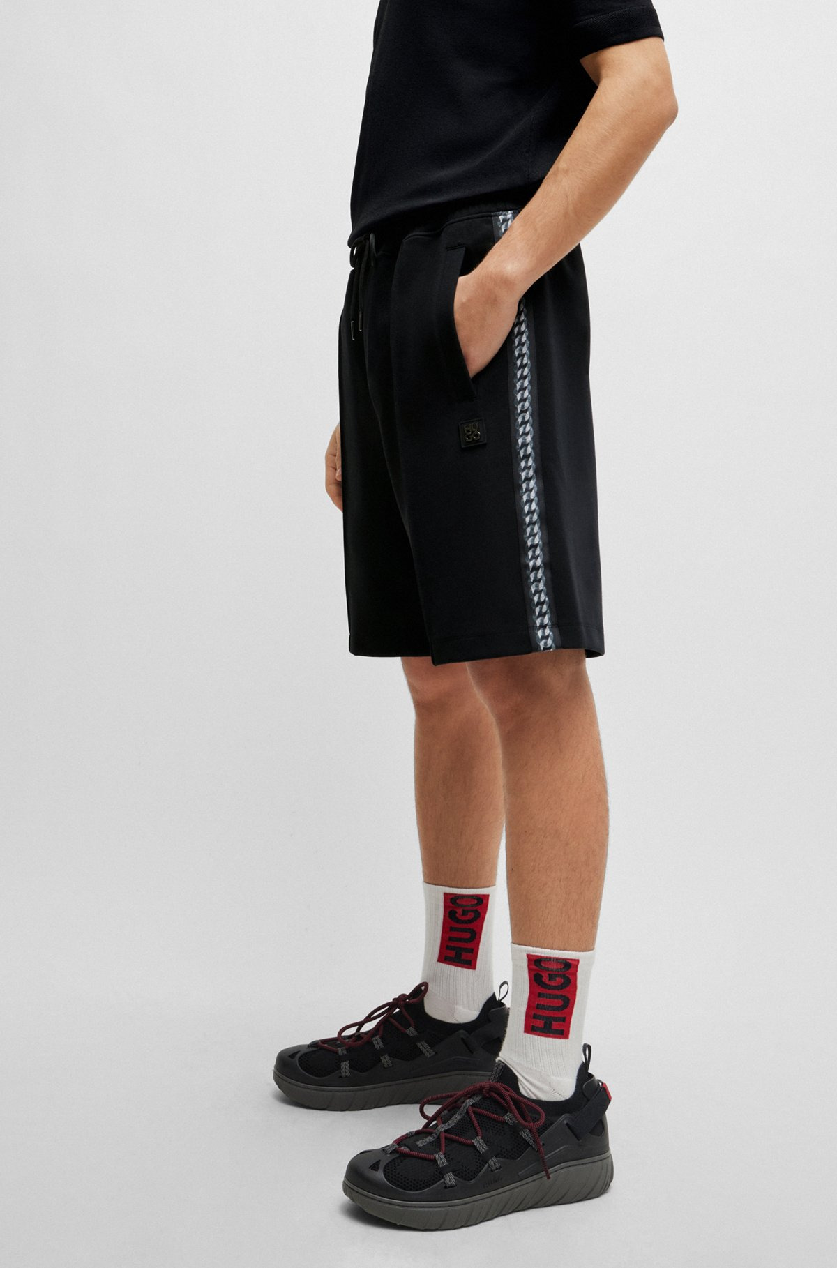 STRETCH-COTTON RELAXED-FIT SHORTS WITH STACKED LOGO - 3