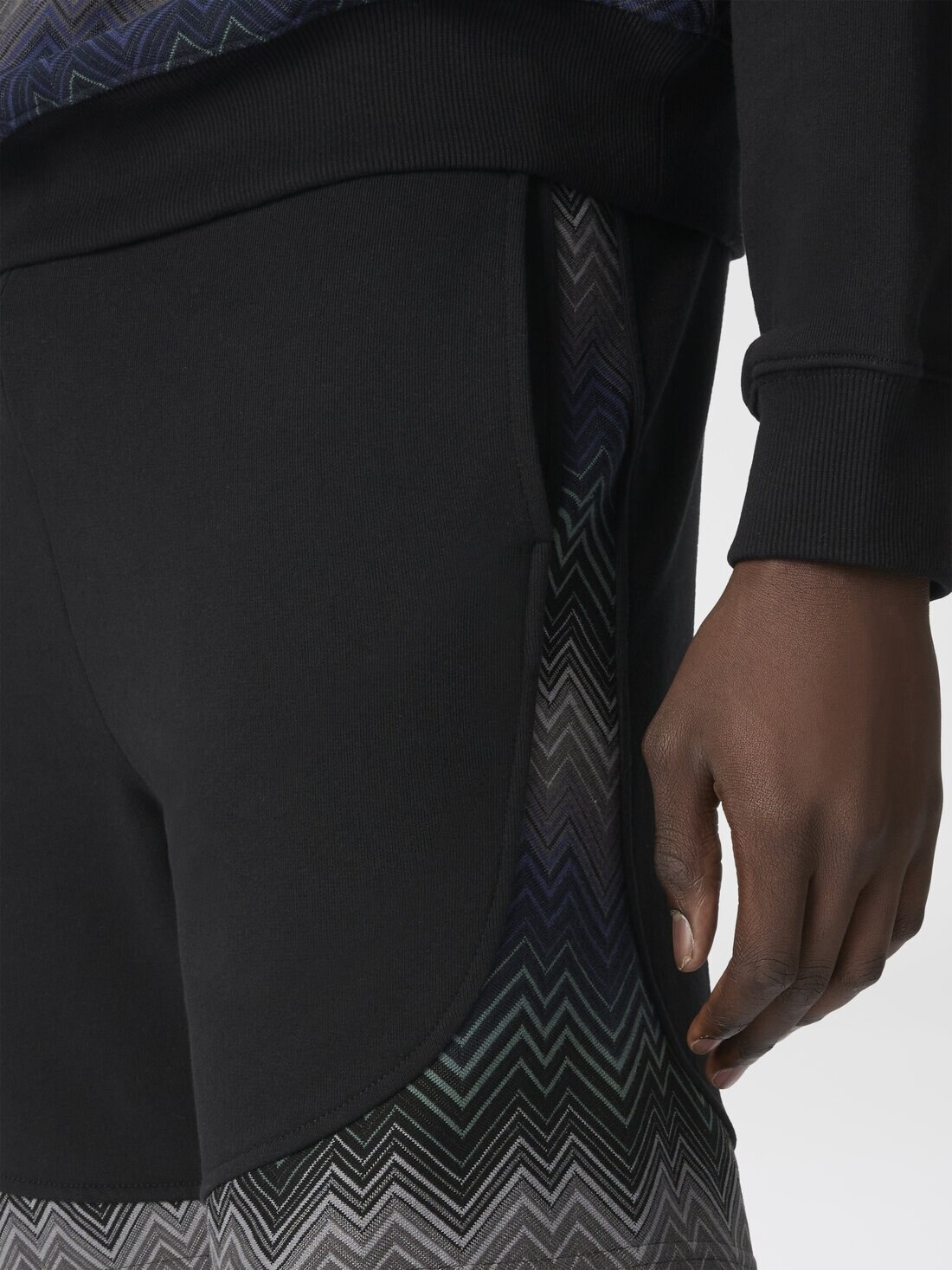 Fleece Shorts with Zigzag Insert - 5