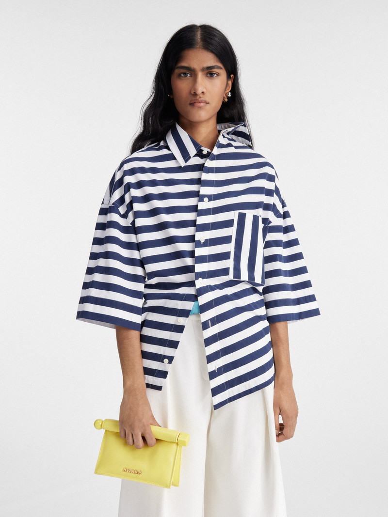 JACQUEMUS La petite pochette Rond Carré outlook