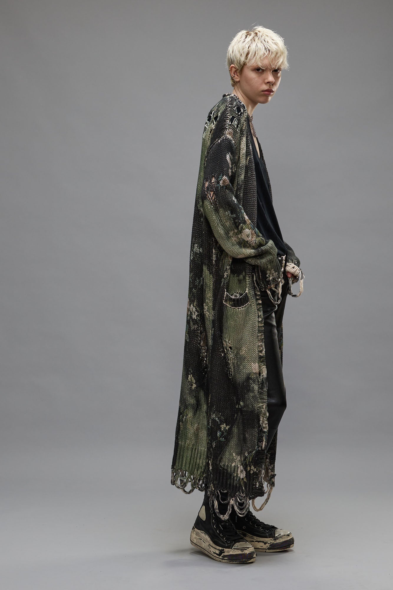 DISTRESSED LONG CARDIGAN - BLEACHED BLACK FLORAL - 2