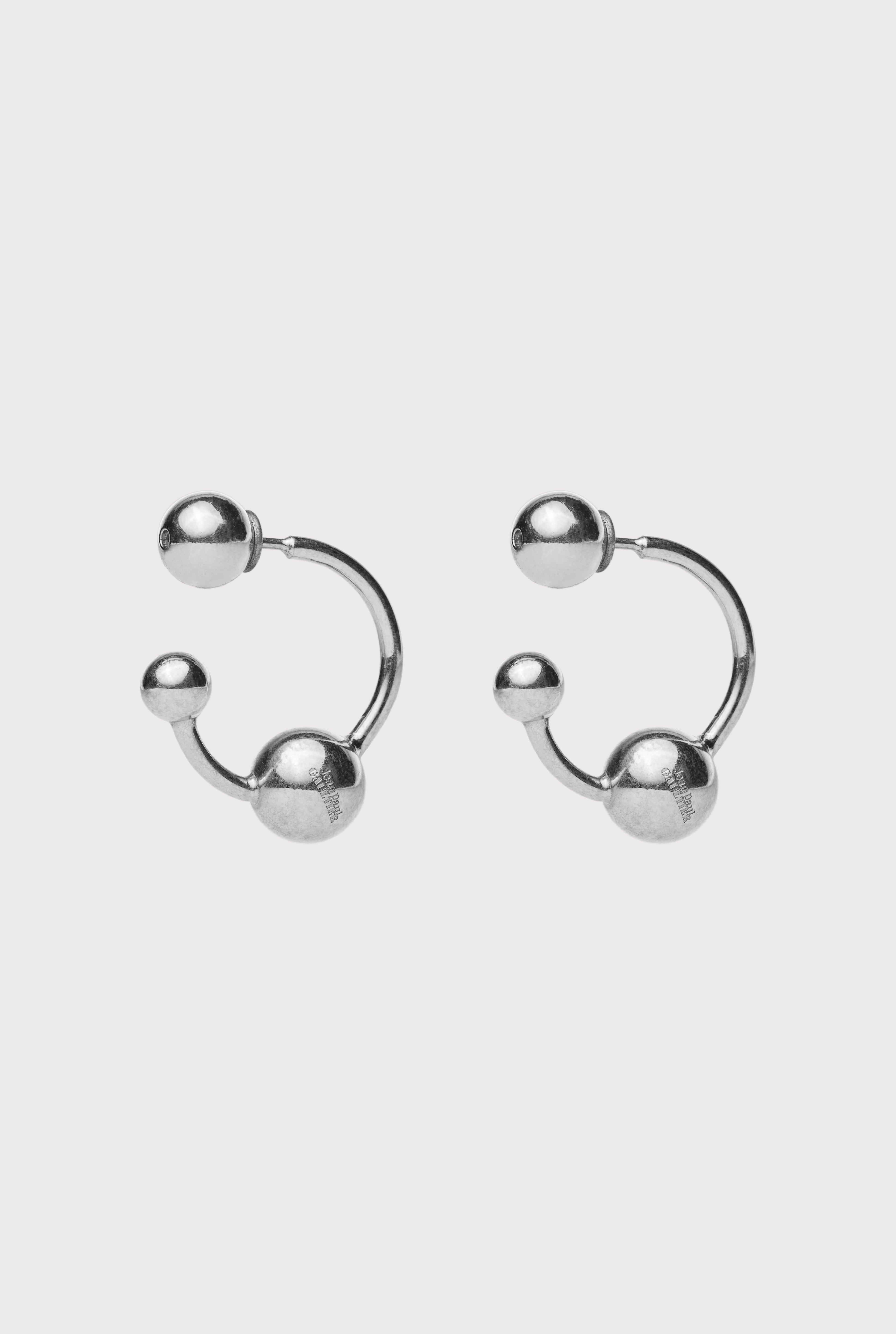 THE SILVER-TONE PIERCING EARRINGS - 1