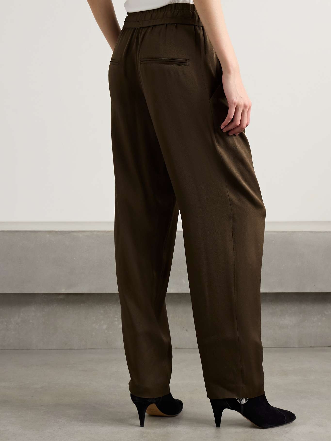 Kendry satin-crepe straight-leg pants Brown - 4