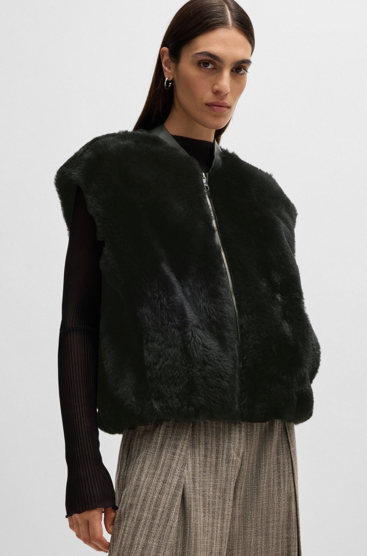 SLEEVELESS SHEARLING JACKET WITH LEATHER TRIMS - 6