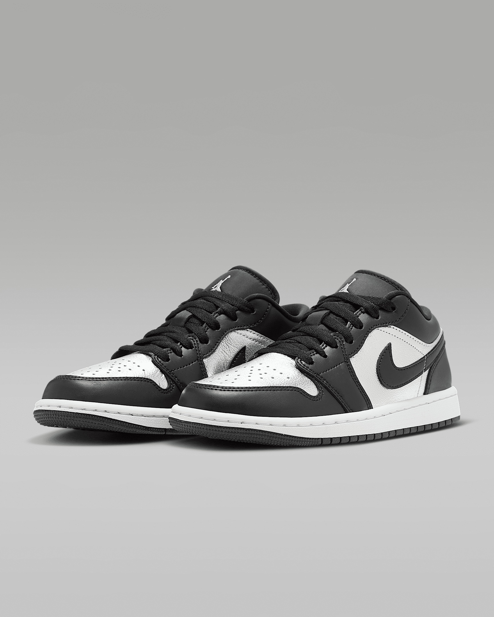 Air Jordan 1 Low SE Women's Shoe - 5