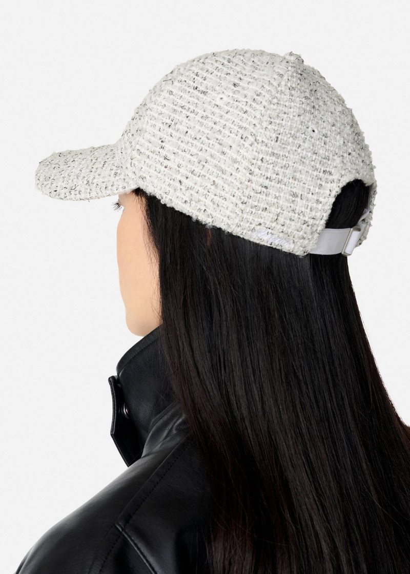 Bouclé Signature Cap 3