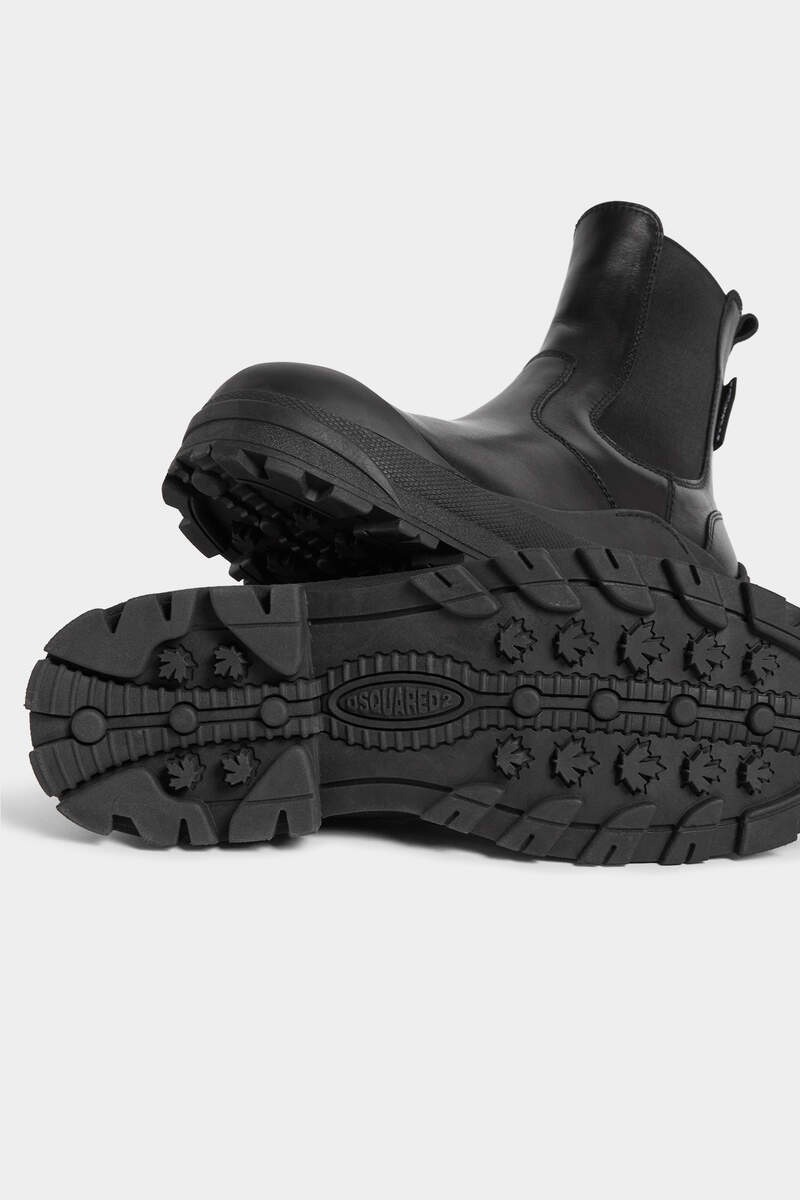 URBAN CHELSEA BOOTS - 5