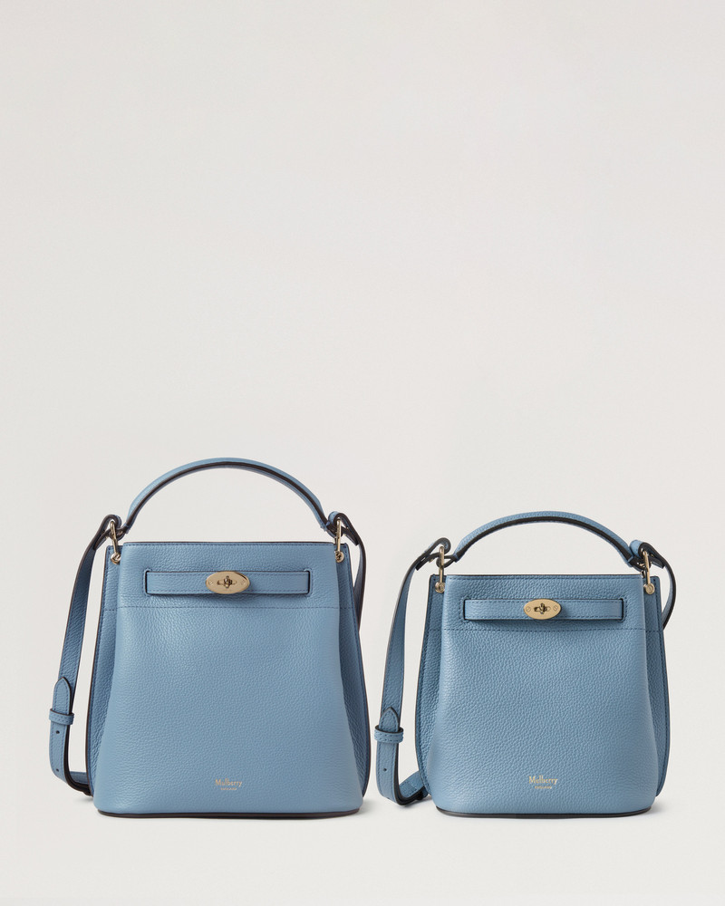 Islington Bucket
Brighton Blue Small Classic Grain 7