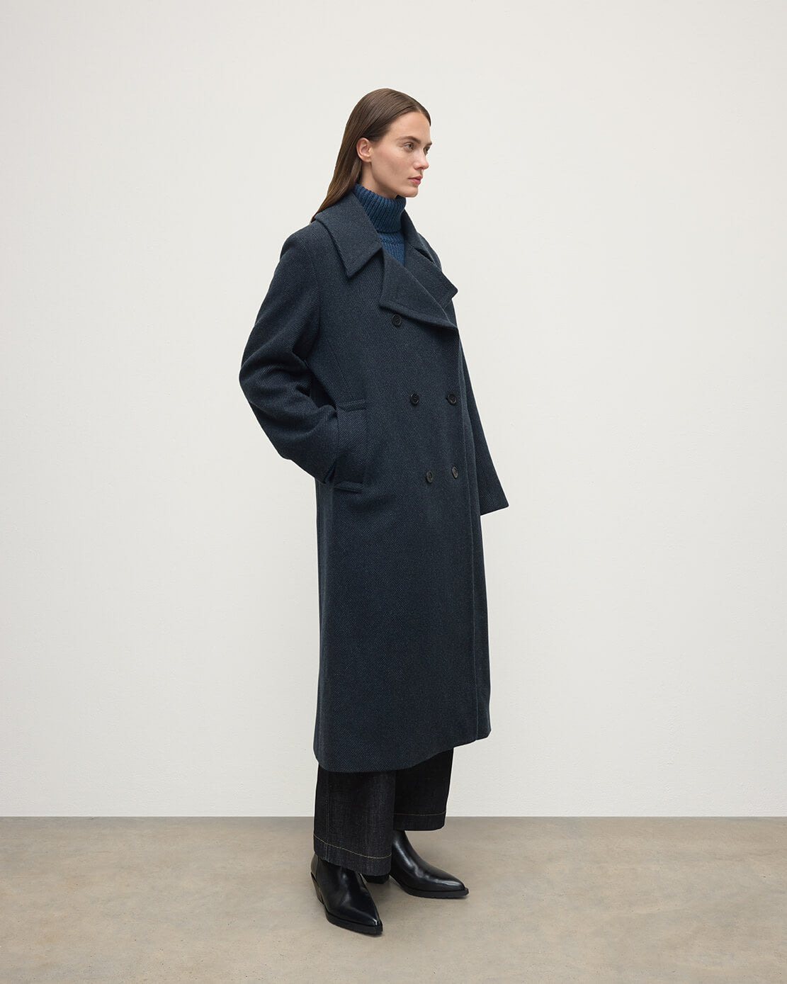 The Great Coat in Green - 3