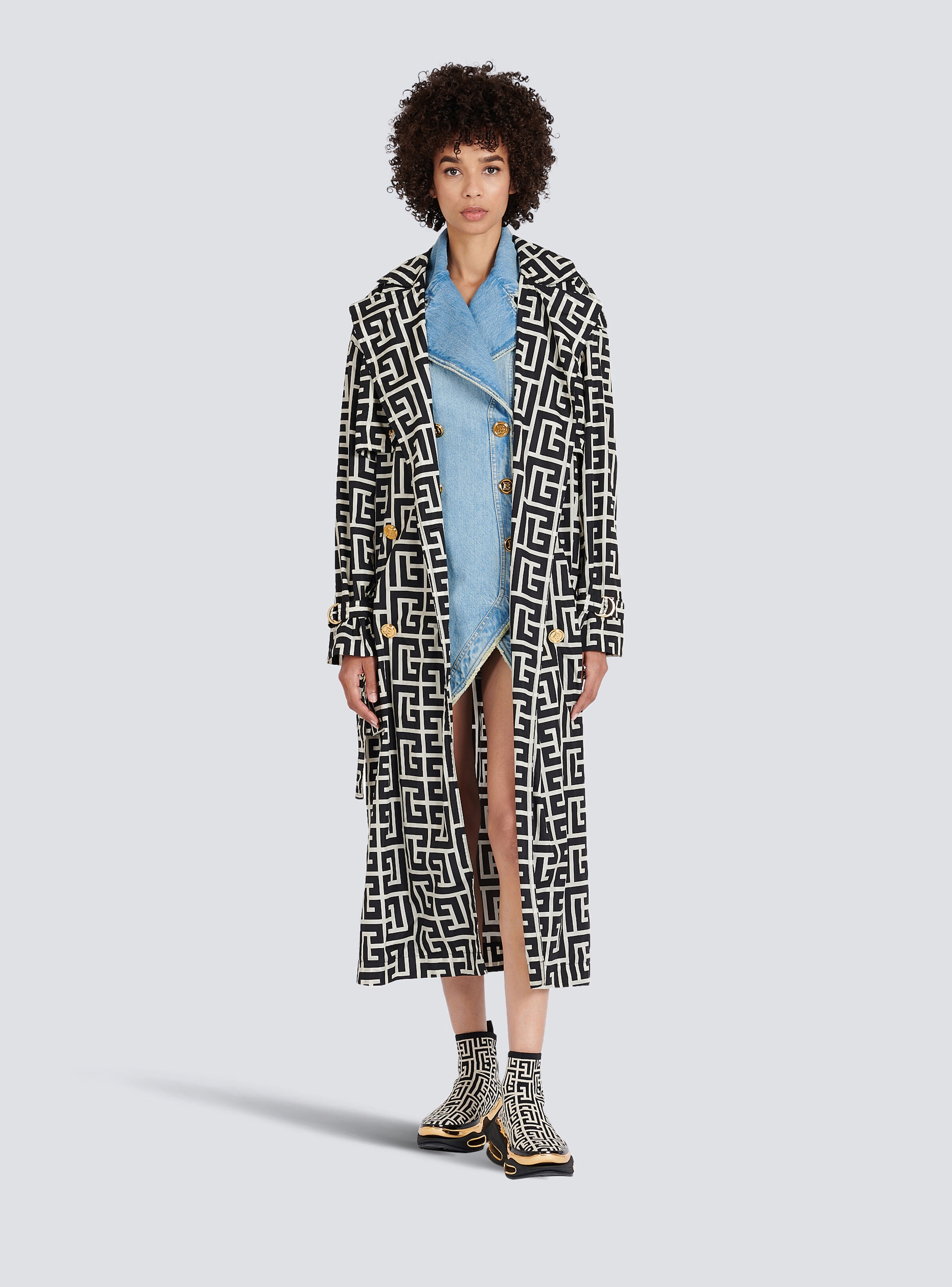 Balmain print monogram trench coat - 2