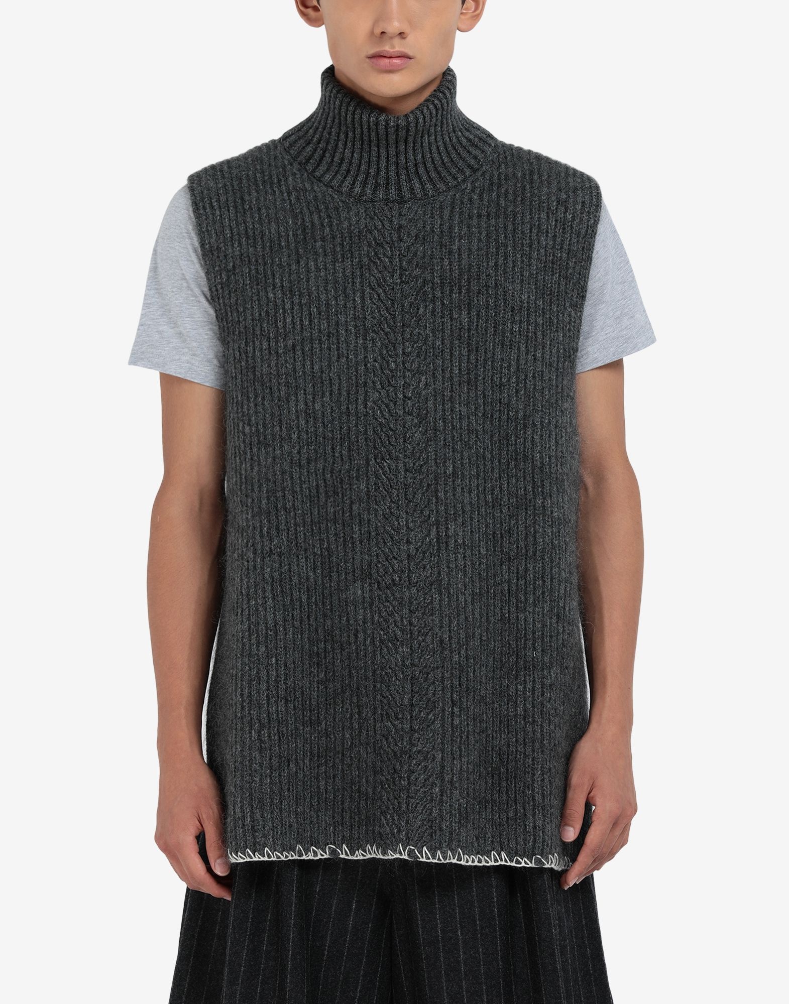 Sleeveless high-neck  wool sweater - 5