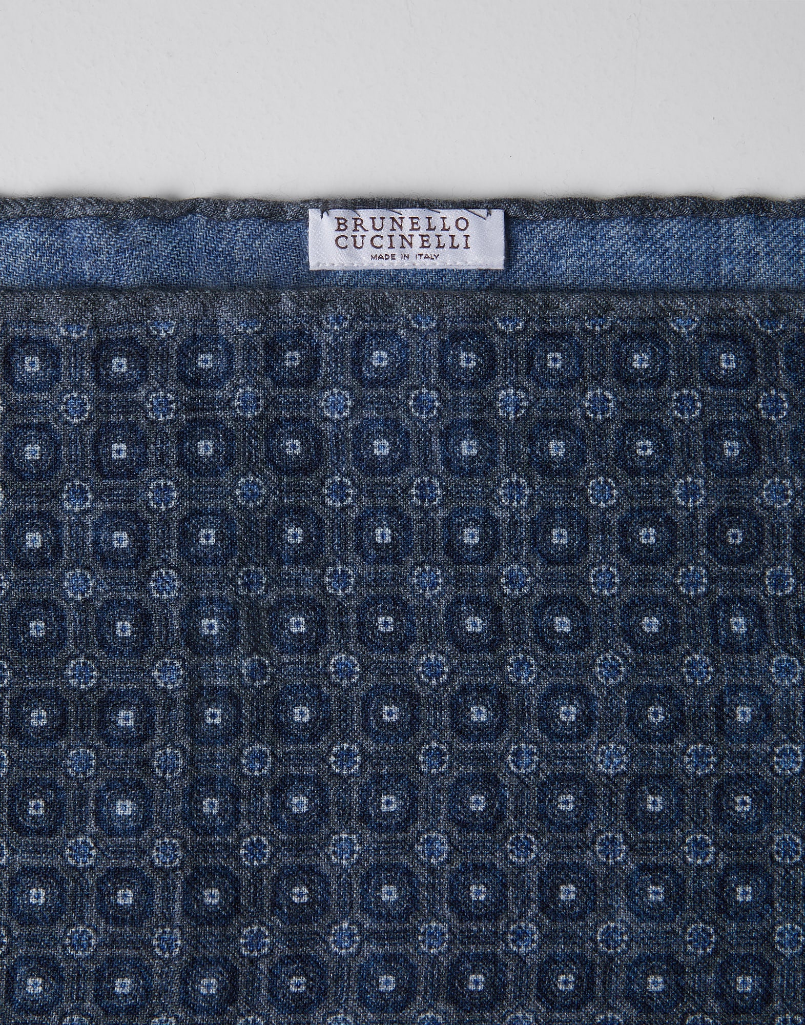 Double face wool flannel pocket square - 2