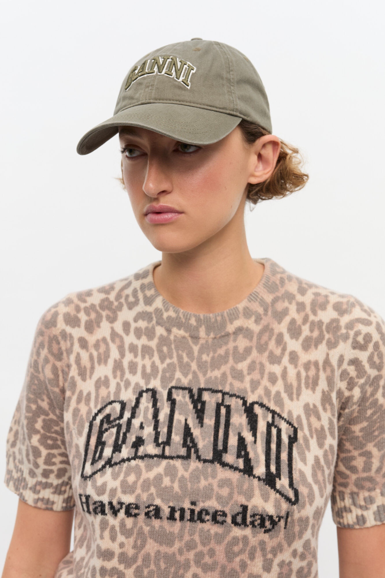 ハット GANNI CAP CANVAS Ganni - Canvas Cap | HBX - Globally Curated Fashion and