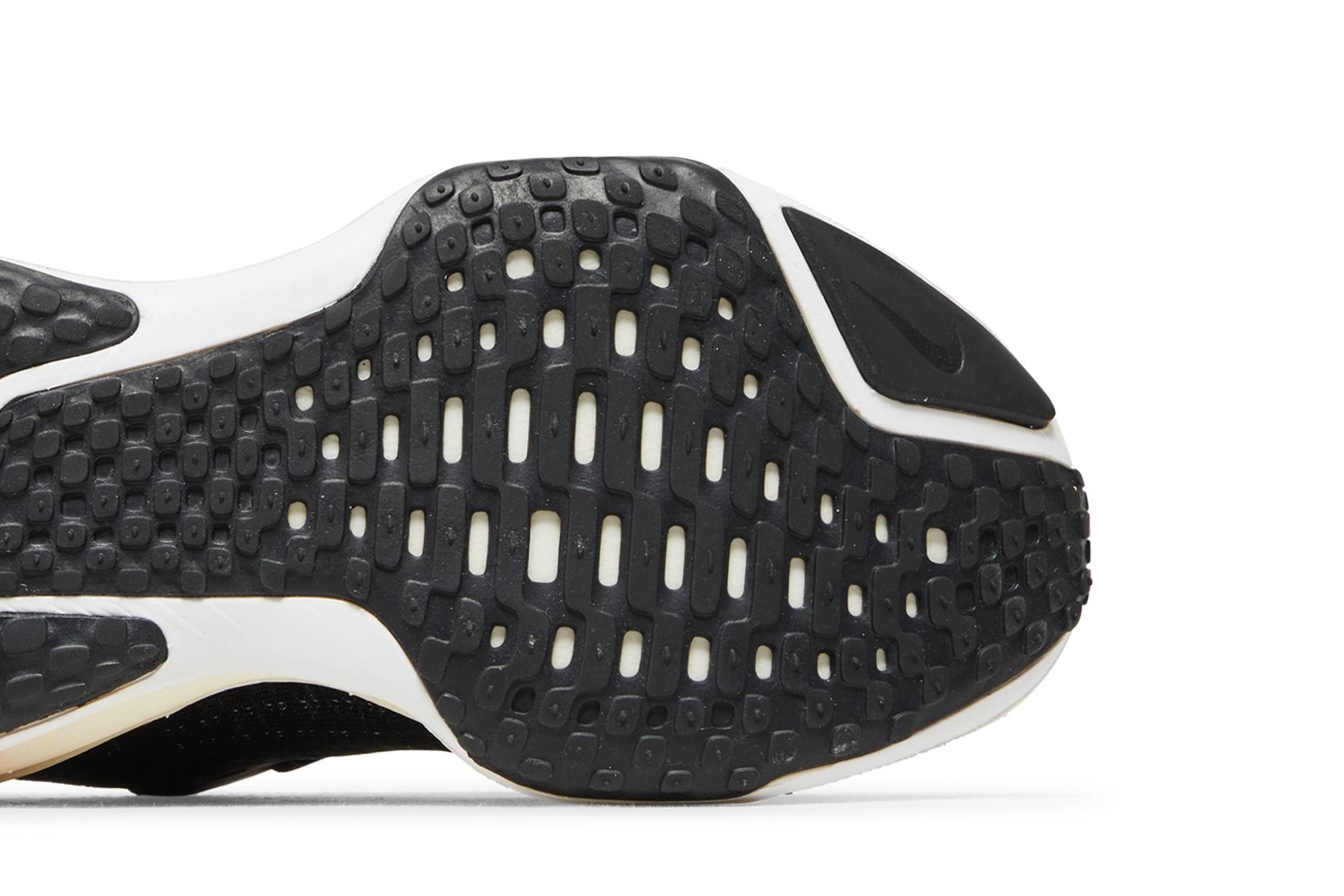 Wmns ZoomX Invincible 3 'Black White' - 5
