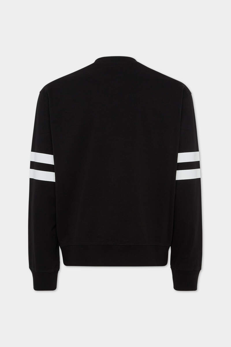 DSQUARED2 WASH FOOTBALL FIT LONG SLEEVE T-SHIRT outlook