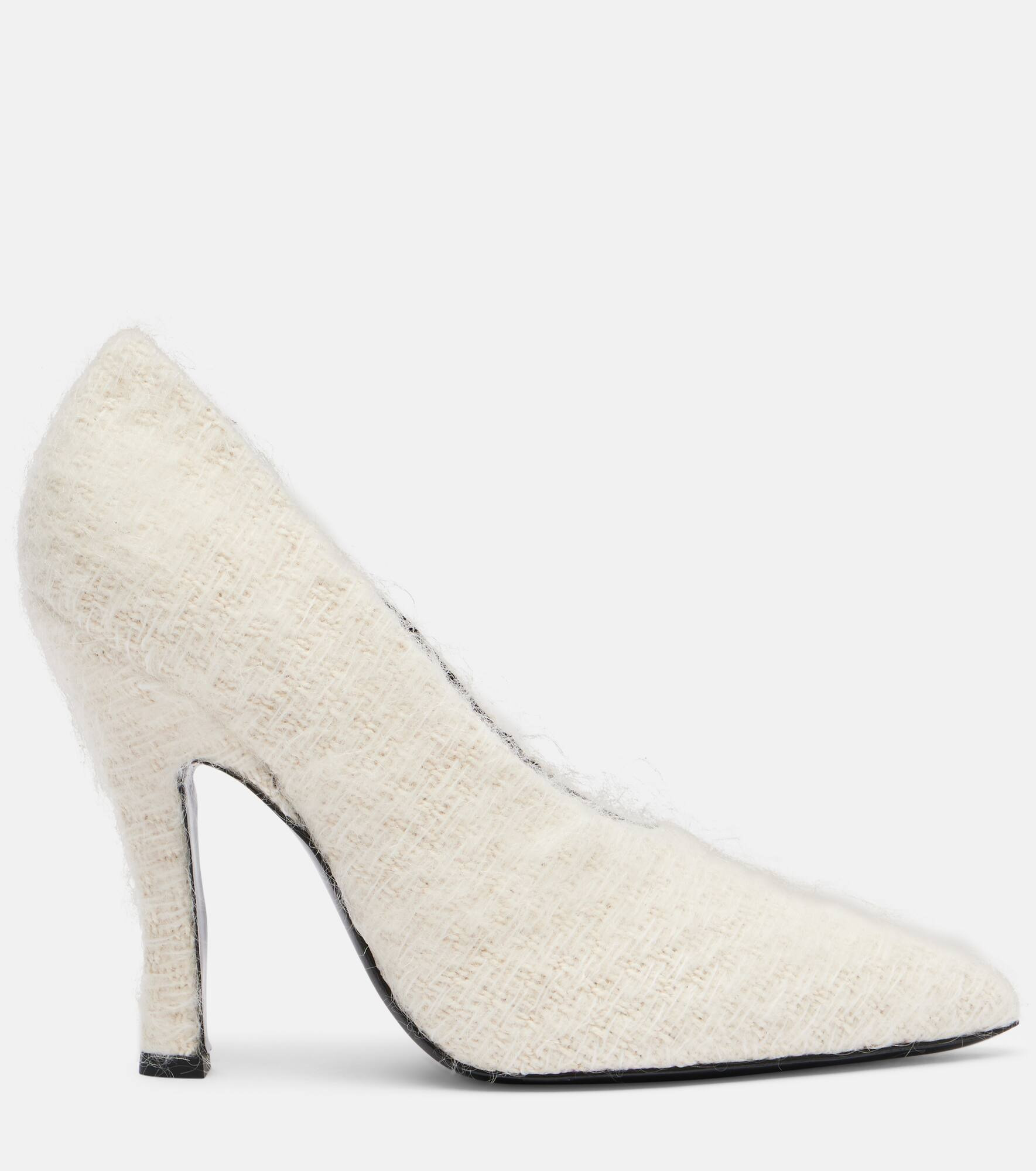 Leather-trimmed pumps - 4