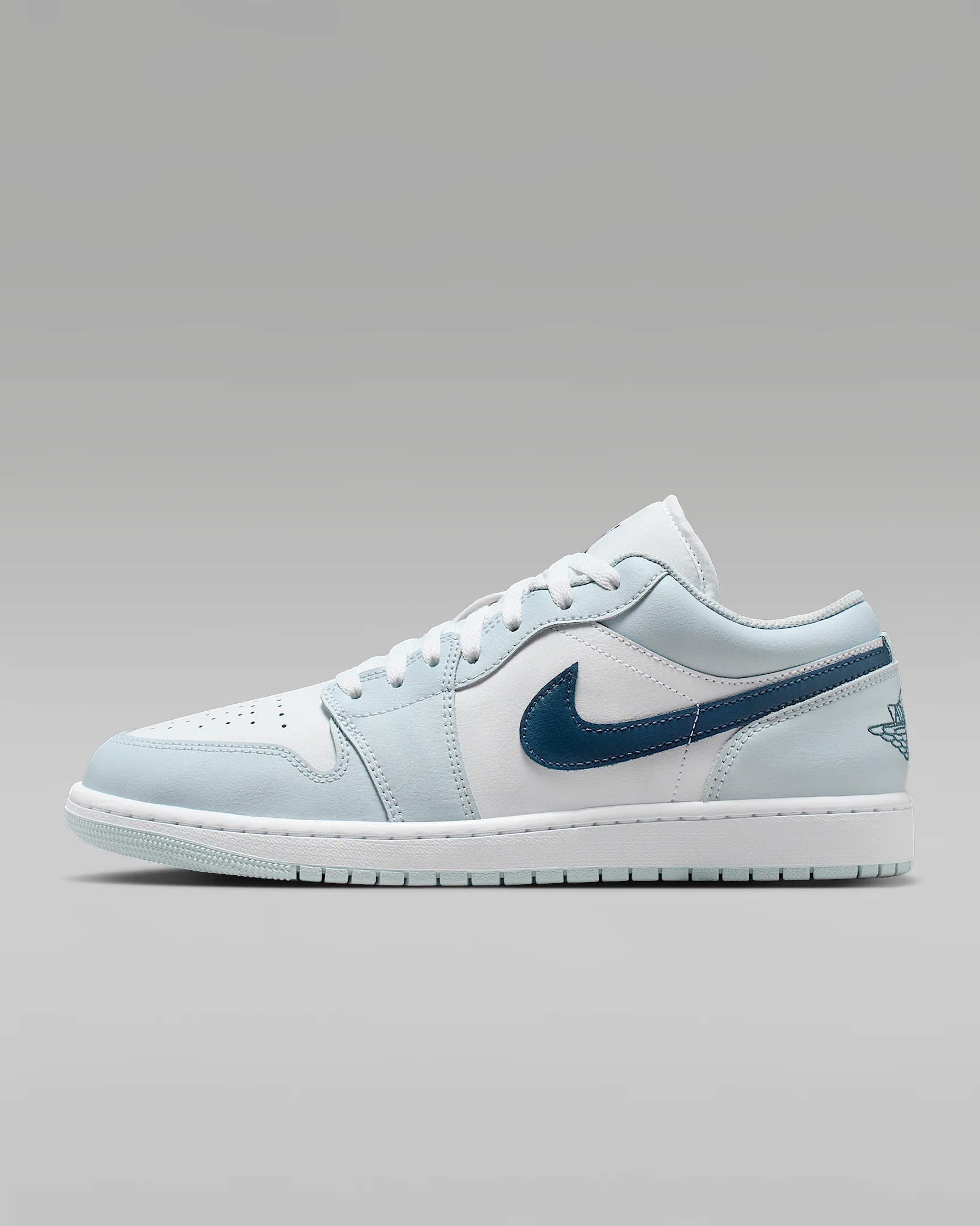 Air Jordan 1 Low Men's Shoes - 1