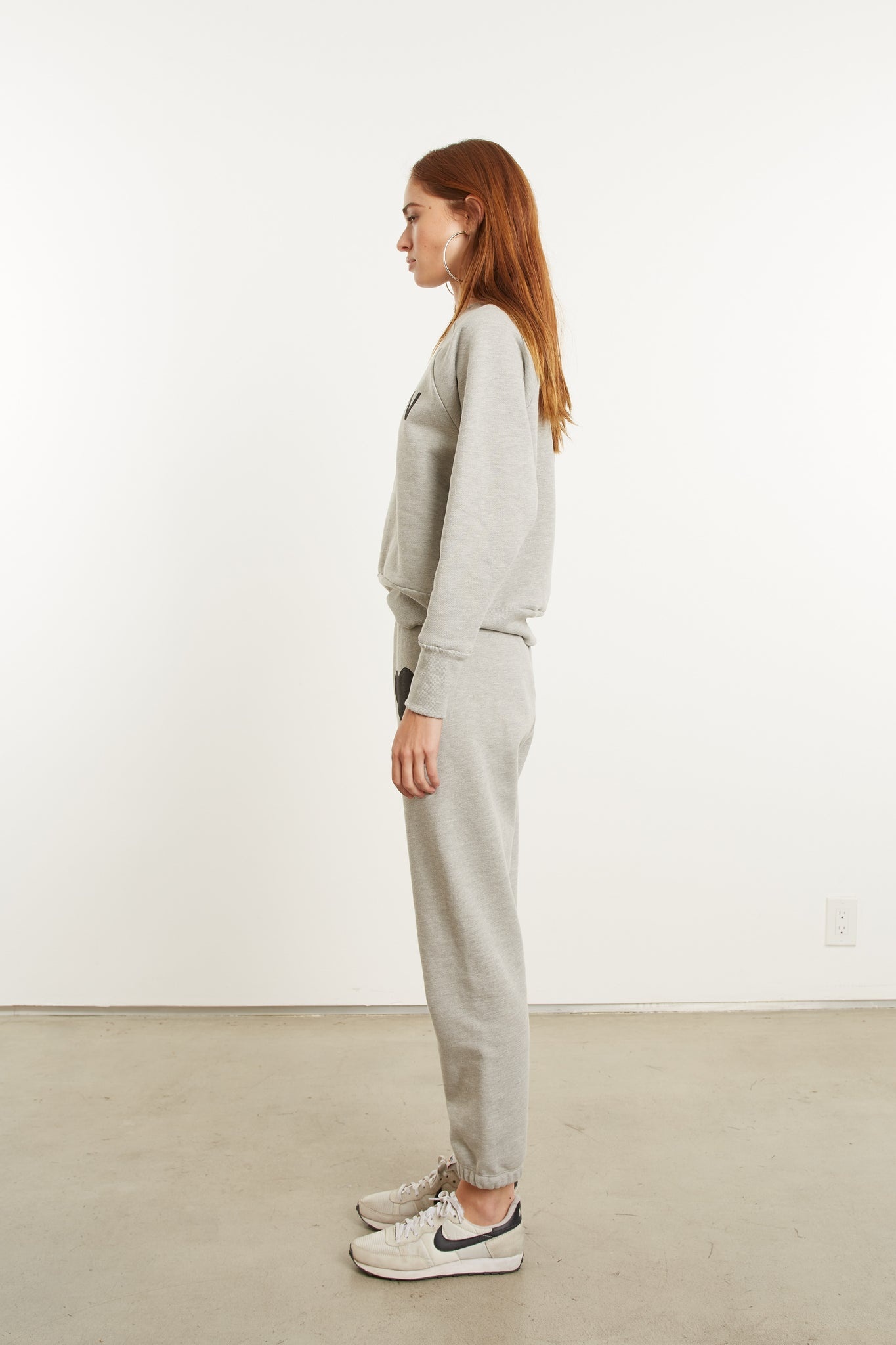 HEATHER GREY RAGLAN SWEATER - 4
