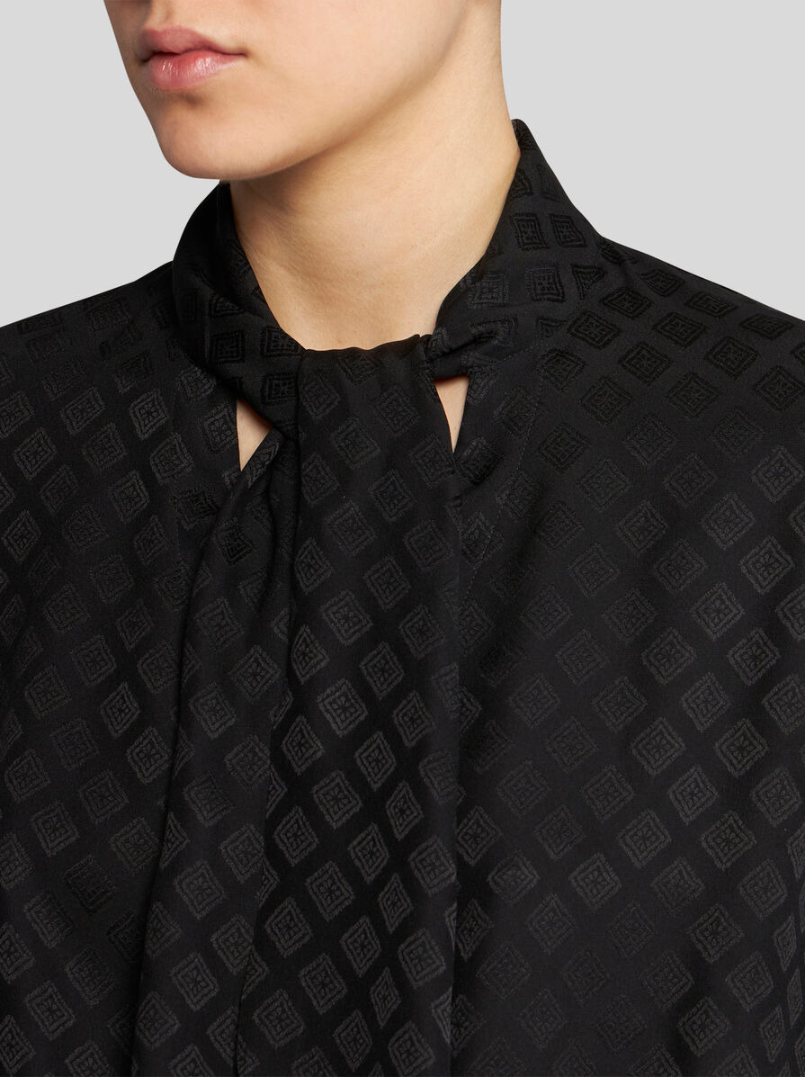 JACQUARD SCARF-COLLAR SHIRT - 3