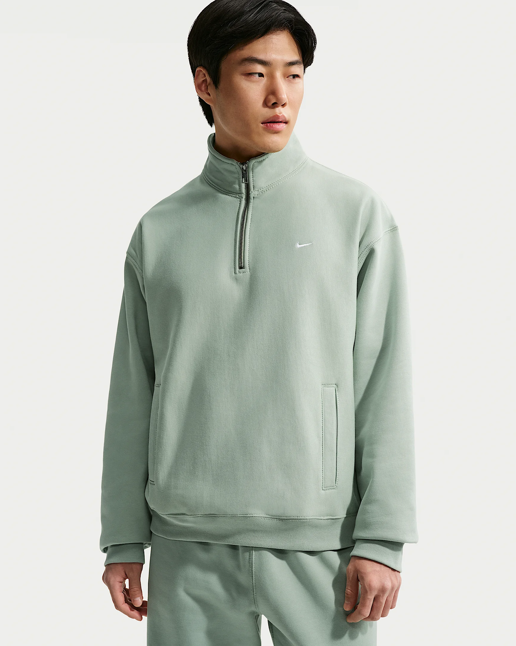 Nike Solo Swoosh Men's Fleece Quarter-Zip Top - 1
