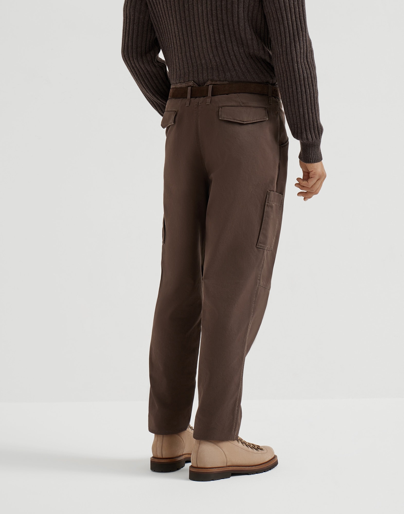 Twisted cotton gabardine ergonomic trousers with patch pockets - 2