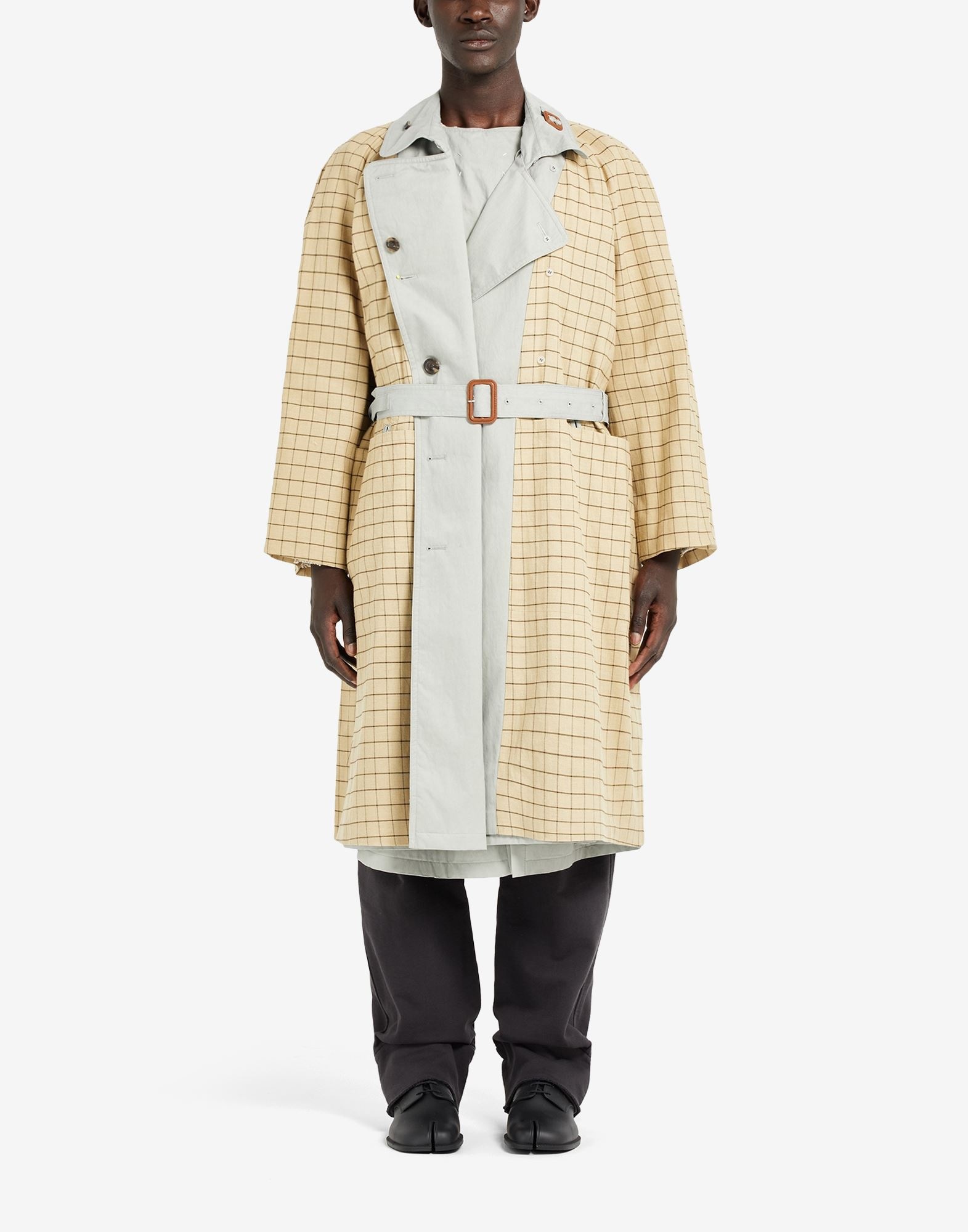Anonymity of the lining trench coat - 2
