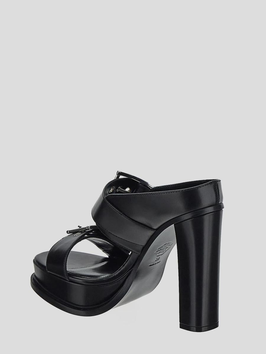 パンプス ALEXANDER MCQUEEN Women Sandals 734984WHSWD1081 Black Alexander Mcqueen Straps leather sandals - Black