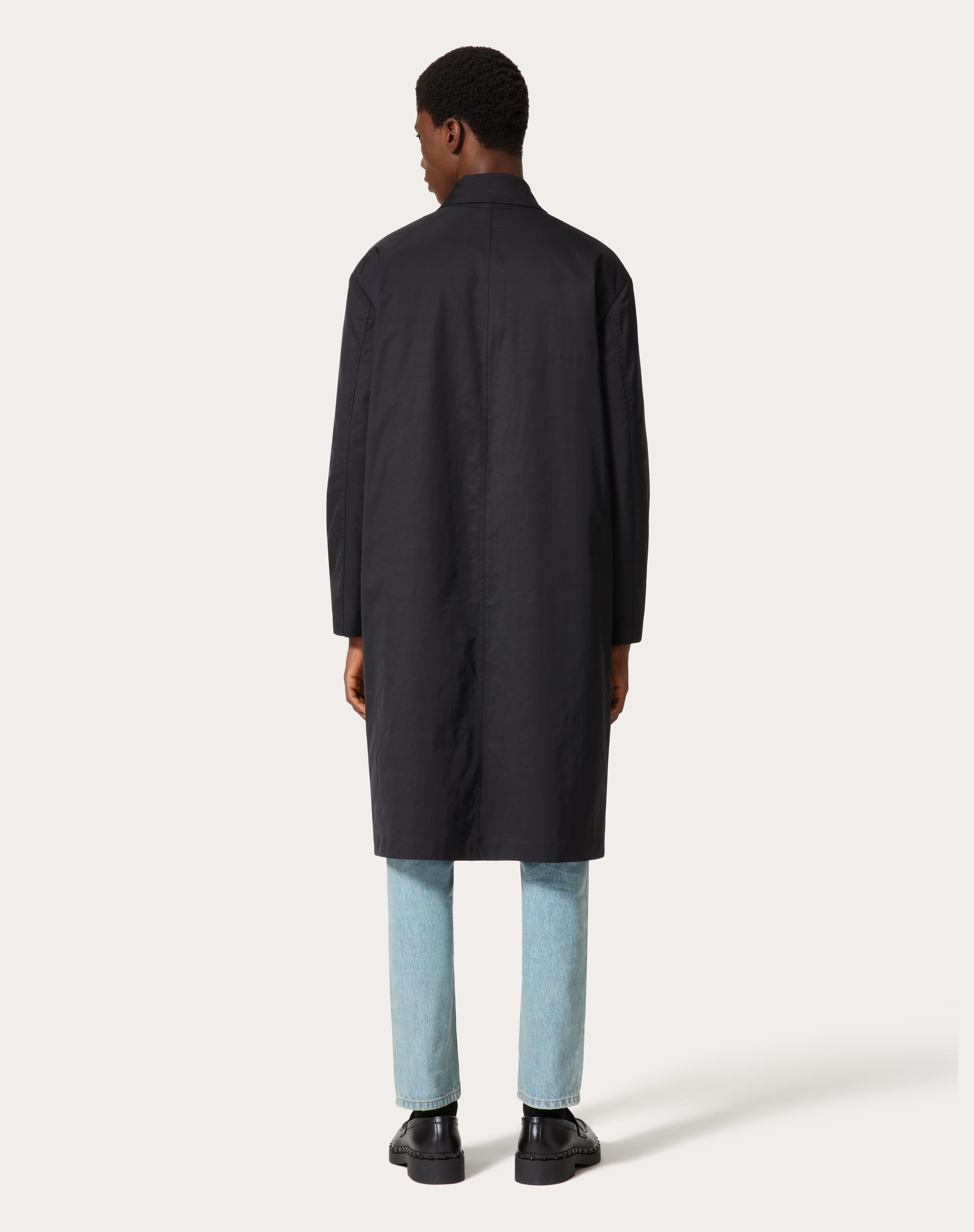 NYLON COAT WITH RUBBERIZED V DETAIL - 4