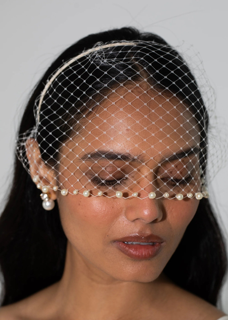 Jennifer Behr Perline Voilette outlook