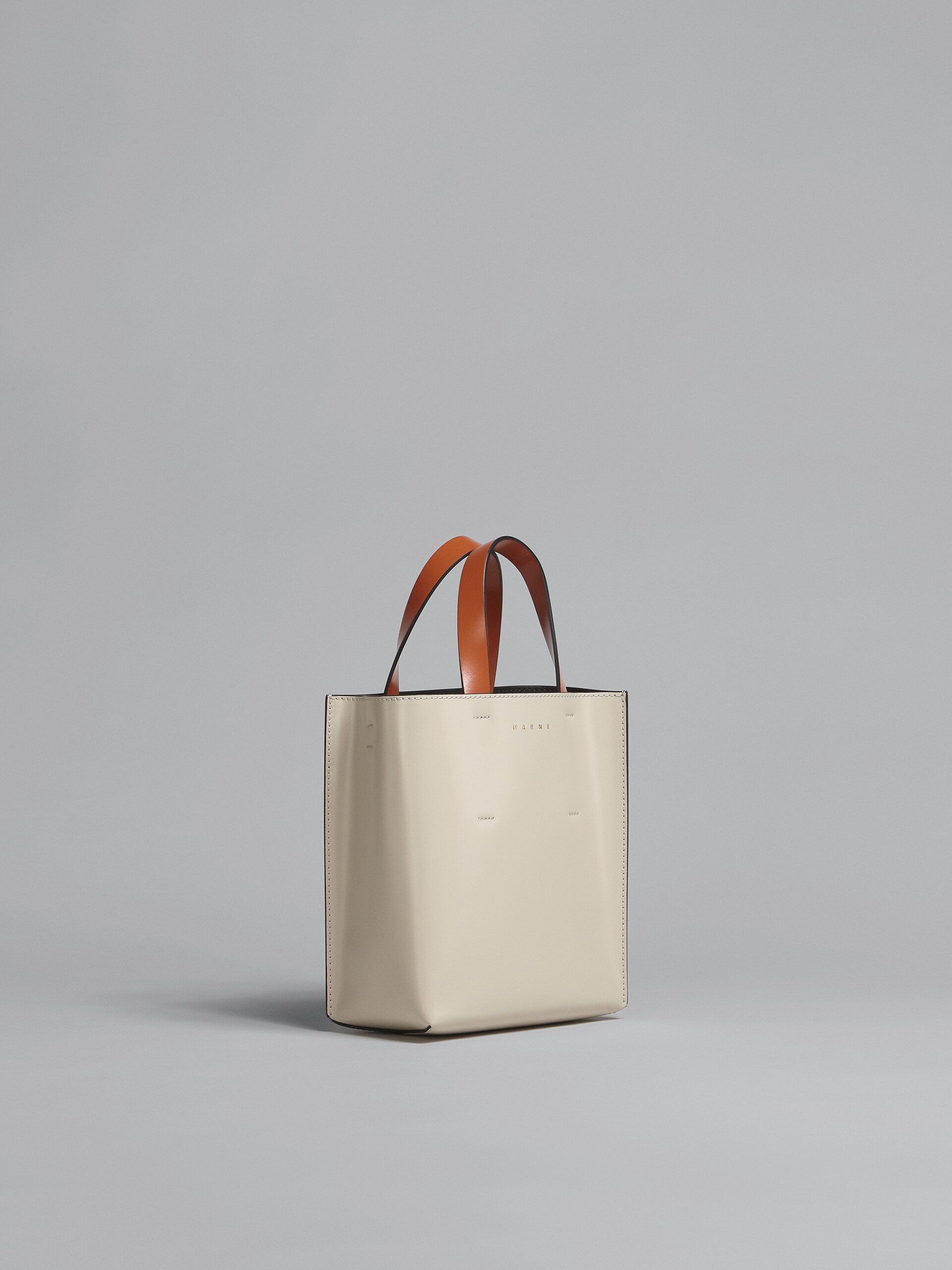 BI-COLOURED MUSEO BAG IN SHINY CALFSKIN WITH SHOULDER STRAP - 6